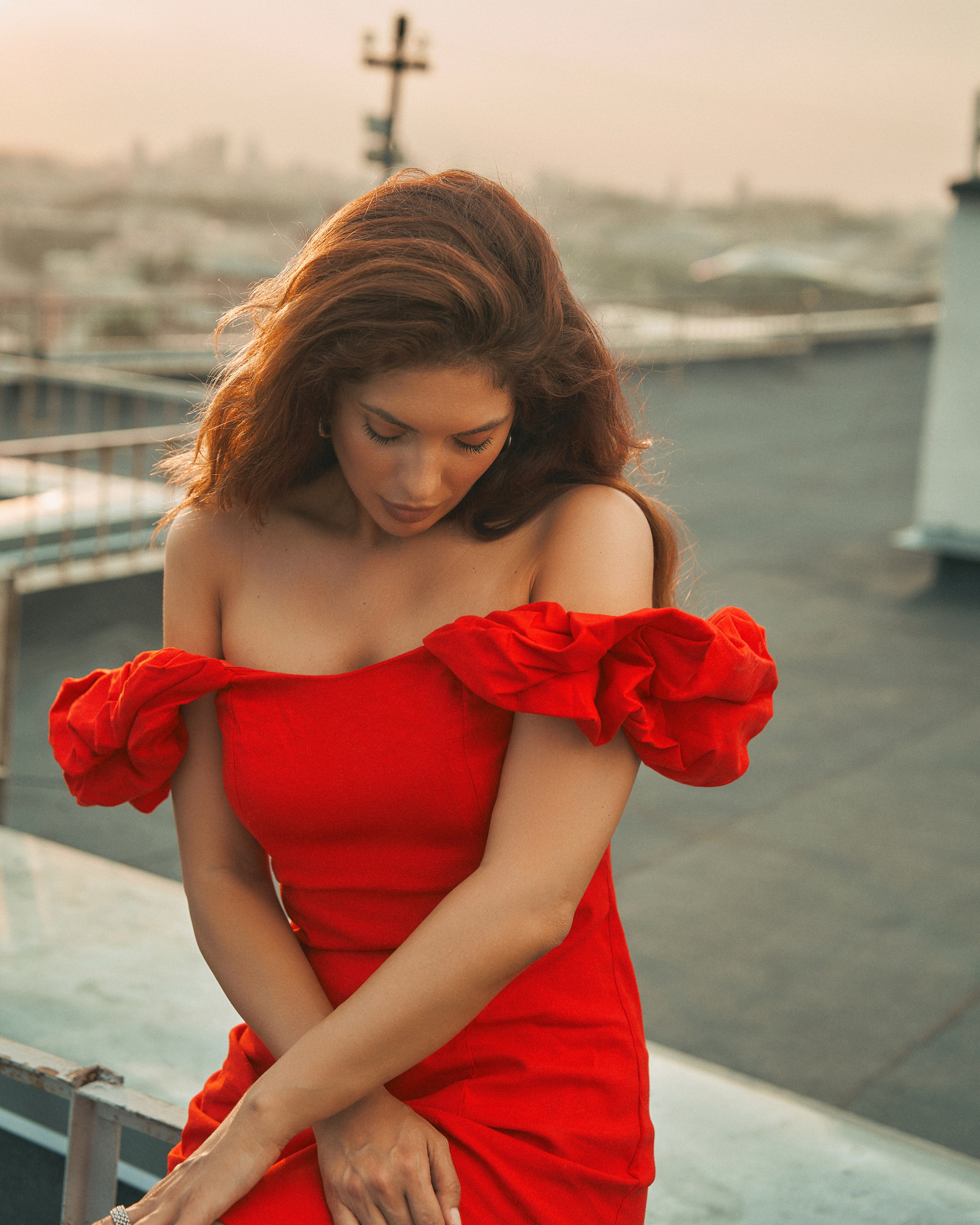 Фотосессия на крыше в Москве. Женский фотограф в Москве Юсипов Марат