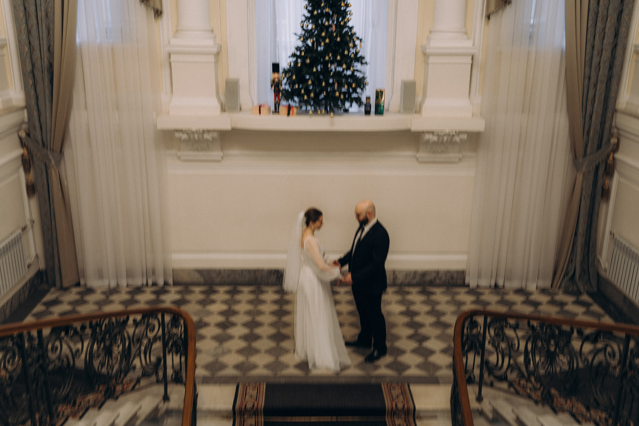 СВАДЕБНАЯ СЬЕМКА ВО ВТОРОМ ДВОРЦЕ (ДЕКАБРЬ) ТАКЖЕ СЬЕМКА В СТУДИИ НА ЧЕРНЫШЕВСКОЙ. Профессиональный фотограф, Санкт-Петербург — Виктория Богомолова