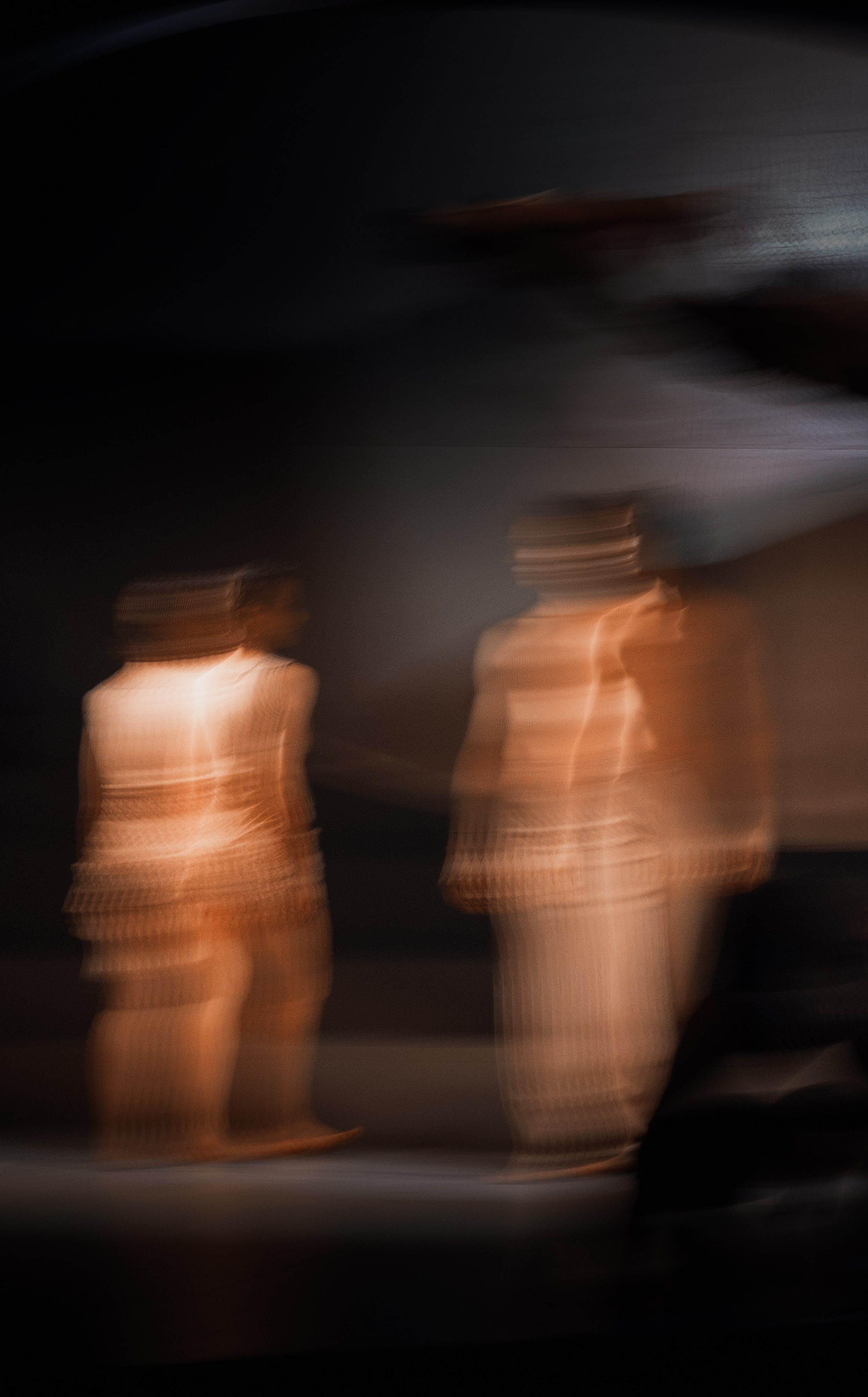 KONTAKT. Fusion Wedding Photographer