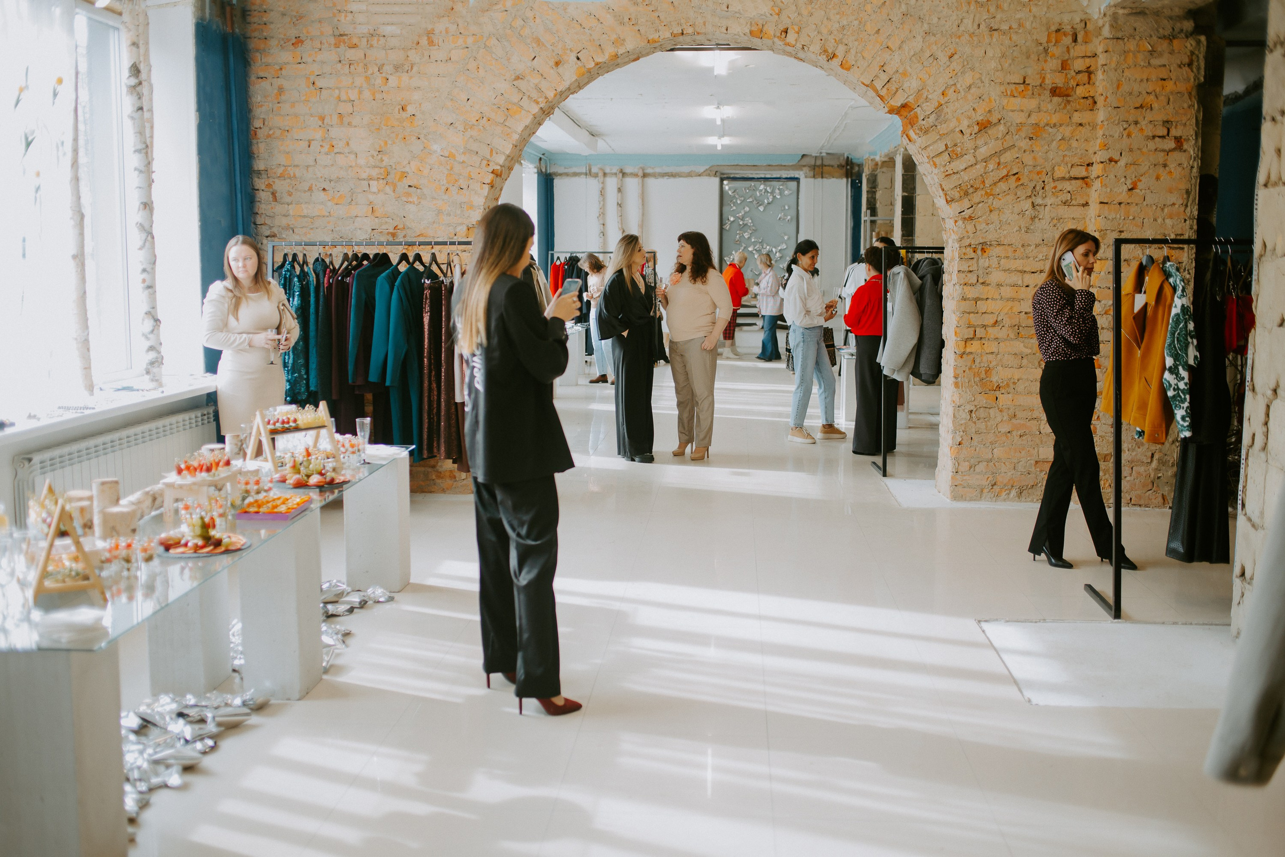 8 марта в ЦДС. Вечер Ольги Любимовой. Фотограф в Челябинске Ополихина Анна