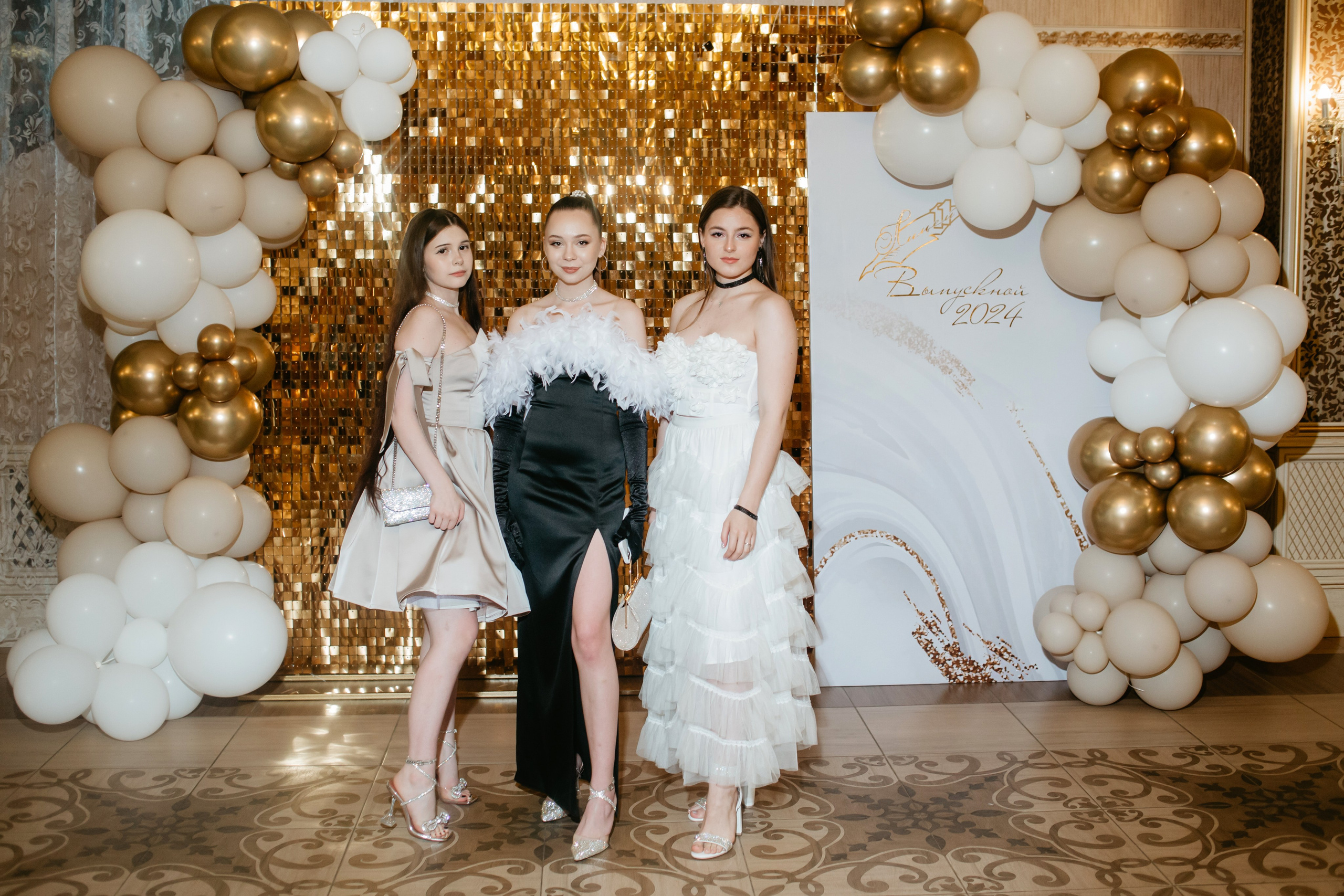 Выпускной. 11 лицей. Фотограф в Челябинске Ополихина Анна