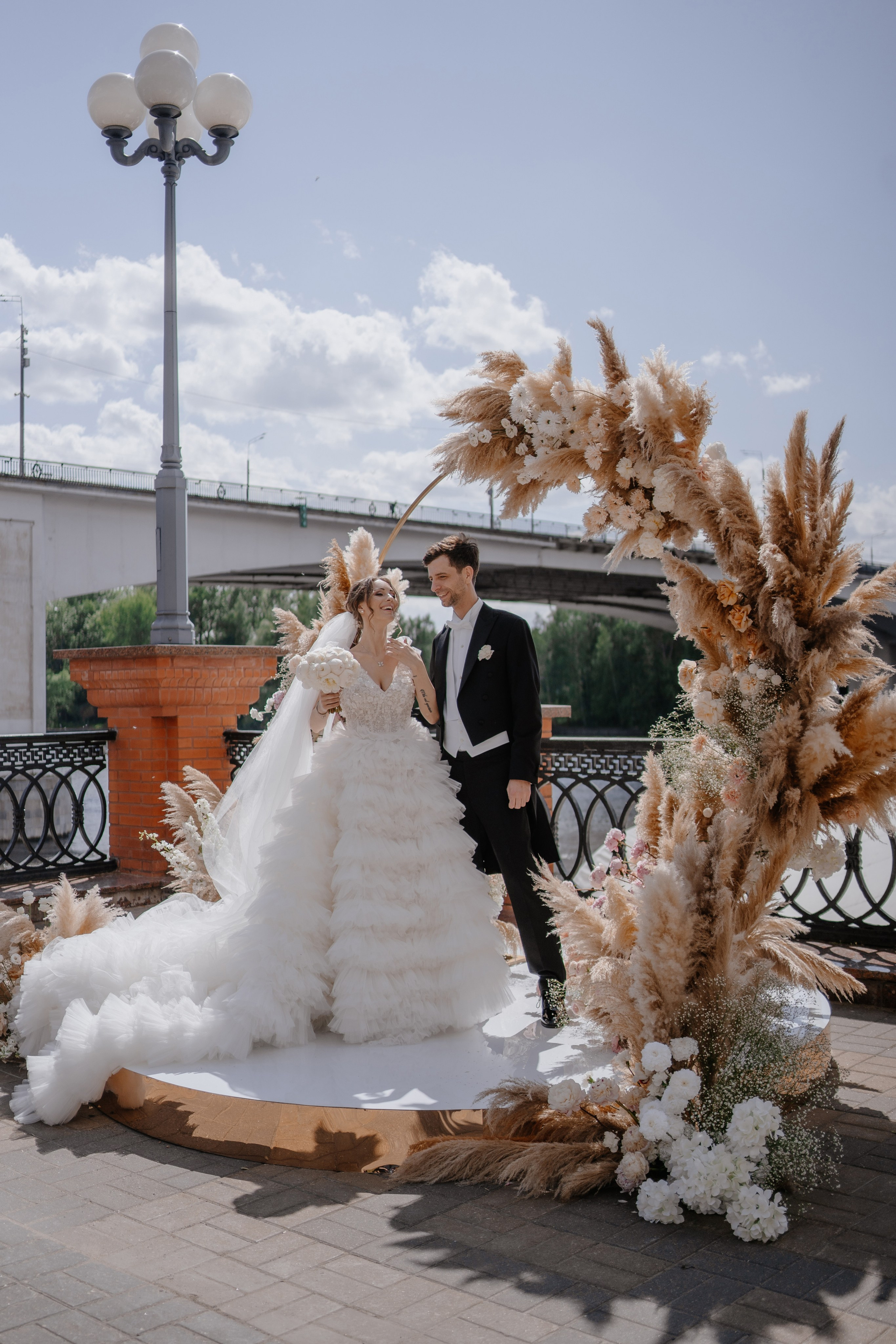 Выездная регистрация свадьбы в ресторане River Club Moscow. Свадебный и семейный фотограф в Москве Светлана Зоткина