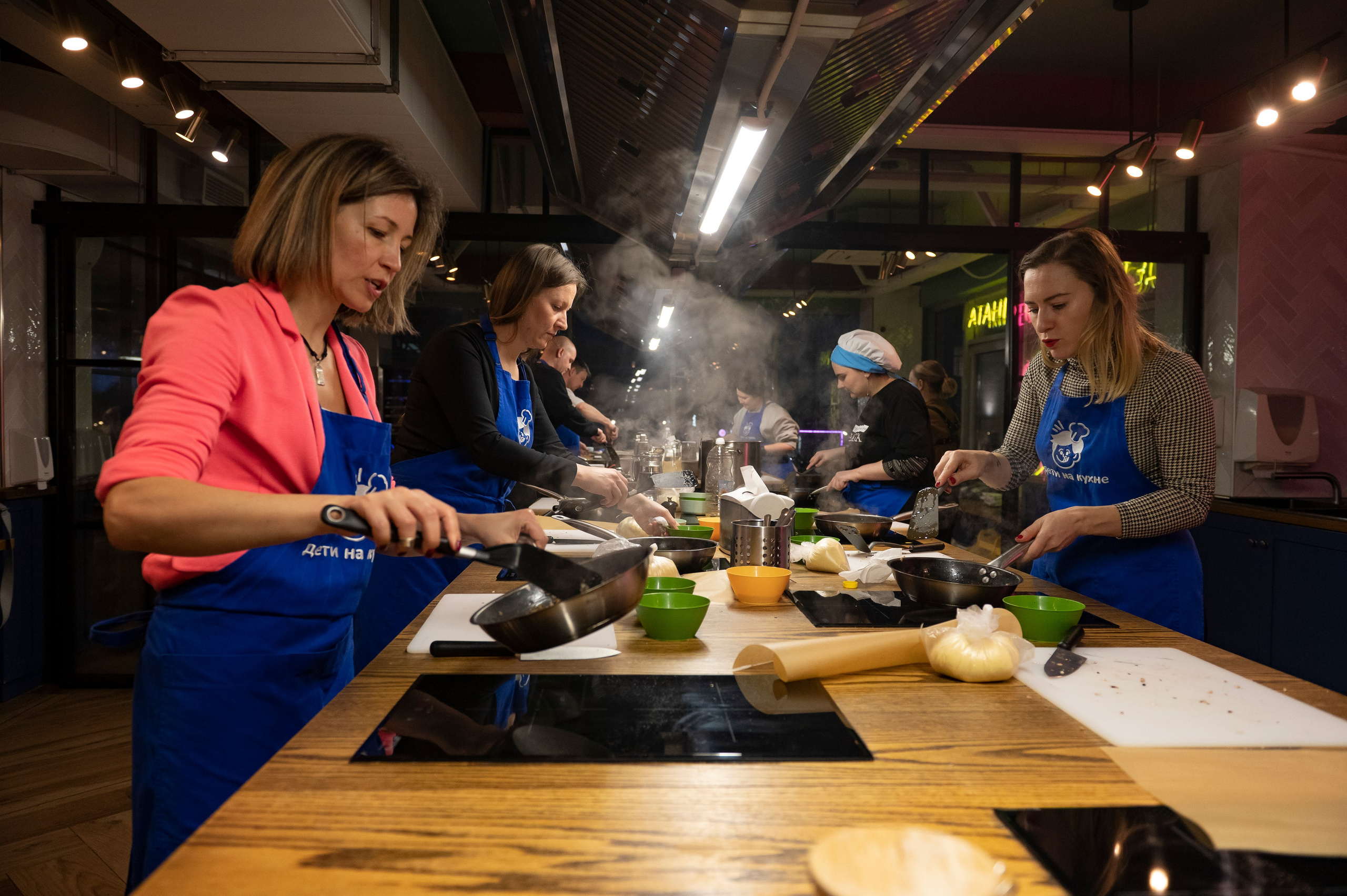 «Добро на кухне» — благотворительная акция. Serg PG Photography — репортажная фотосъемка в Петербурге