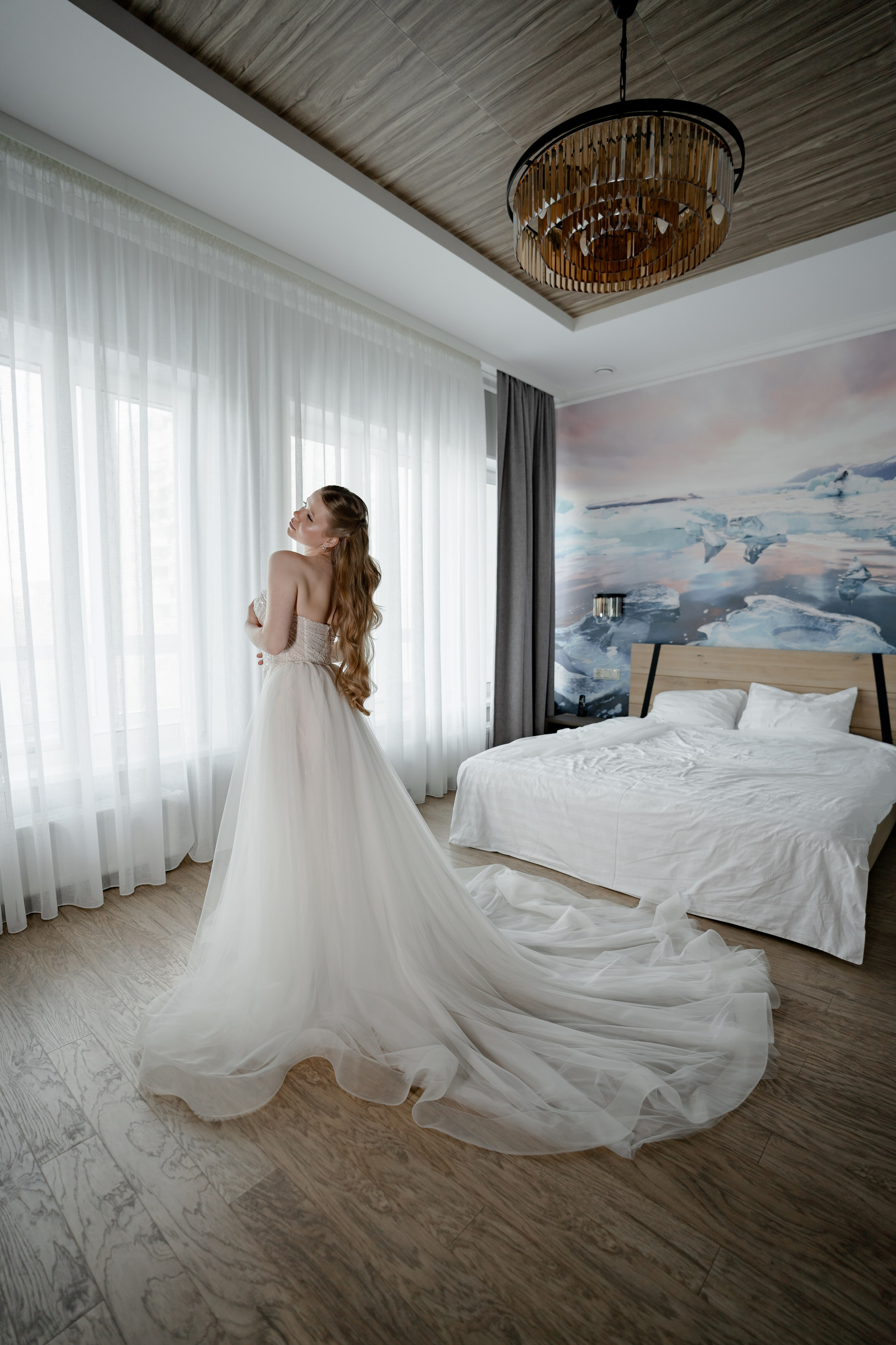 СВАДЕБНАЯ СЬЕМКА СБОРОВ В ОТЕЛЕ И ВЫЕЗД НА ЦЕРЕМОНИЮ (СНЯТО В СИБИРЕ В НИЖНЕВАРТОВСКЕ)М. Профессиональный фотограф, Санкт-Петербург — Виктория Богомолова