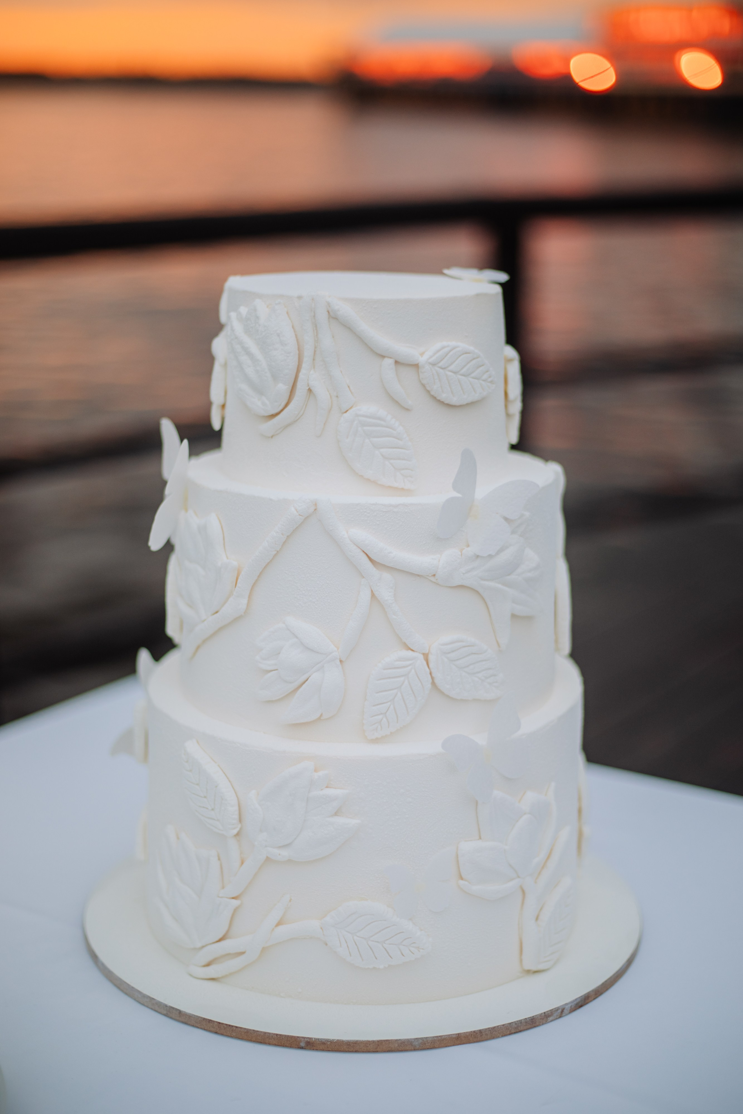 НА БЕРЕГУ НЕБА