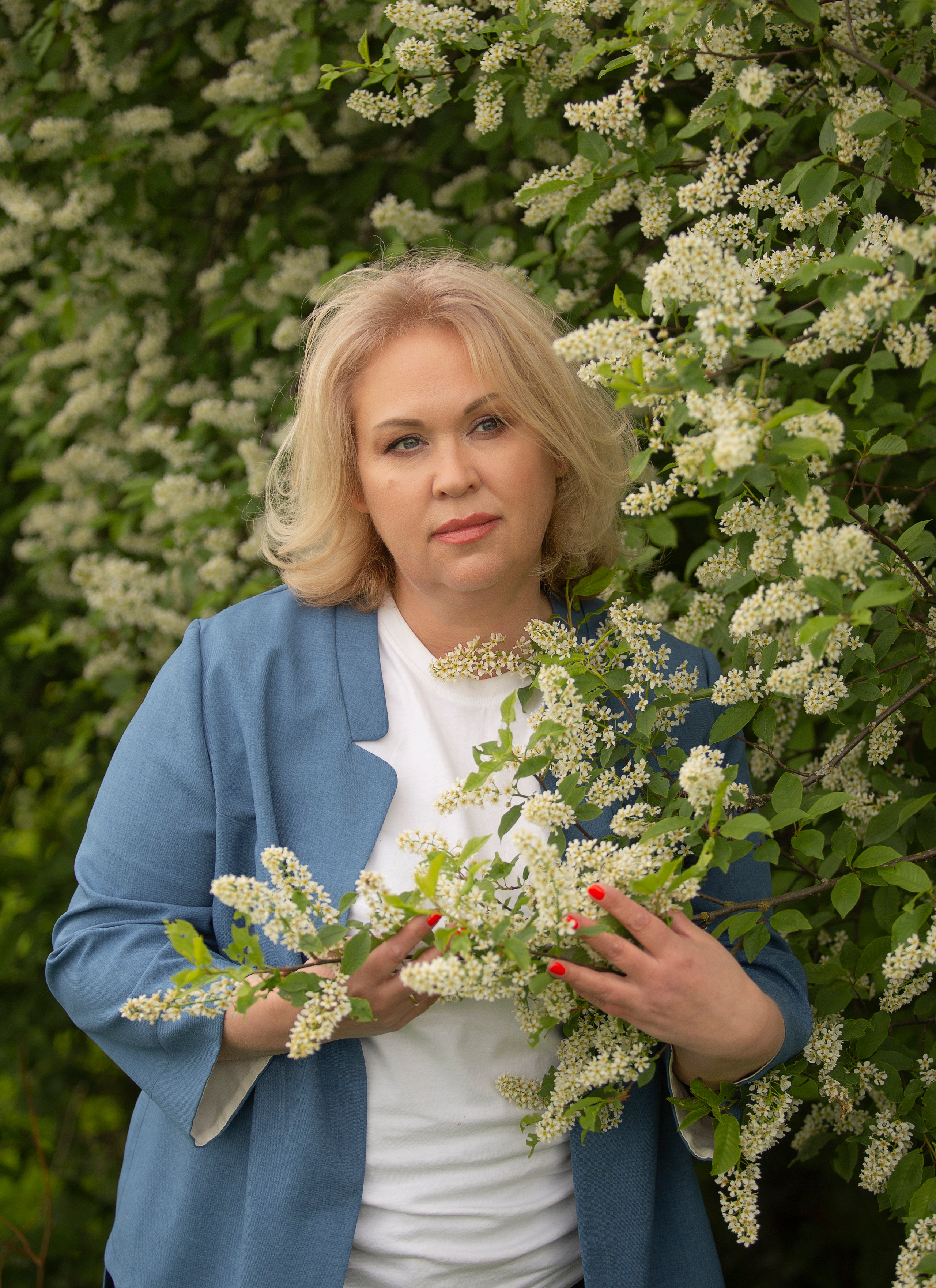 Цветение в июне. ДЕТСКИЙ И СЕМЕЙНЫЙ ФОТОГРАФ в Сосново, Ленинградской области и Спб