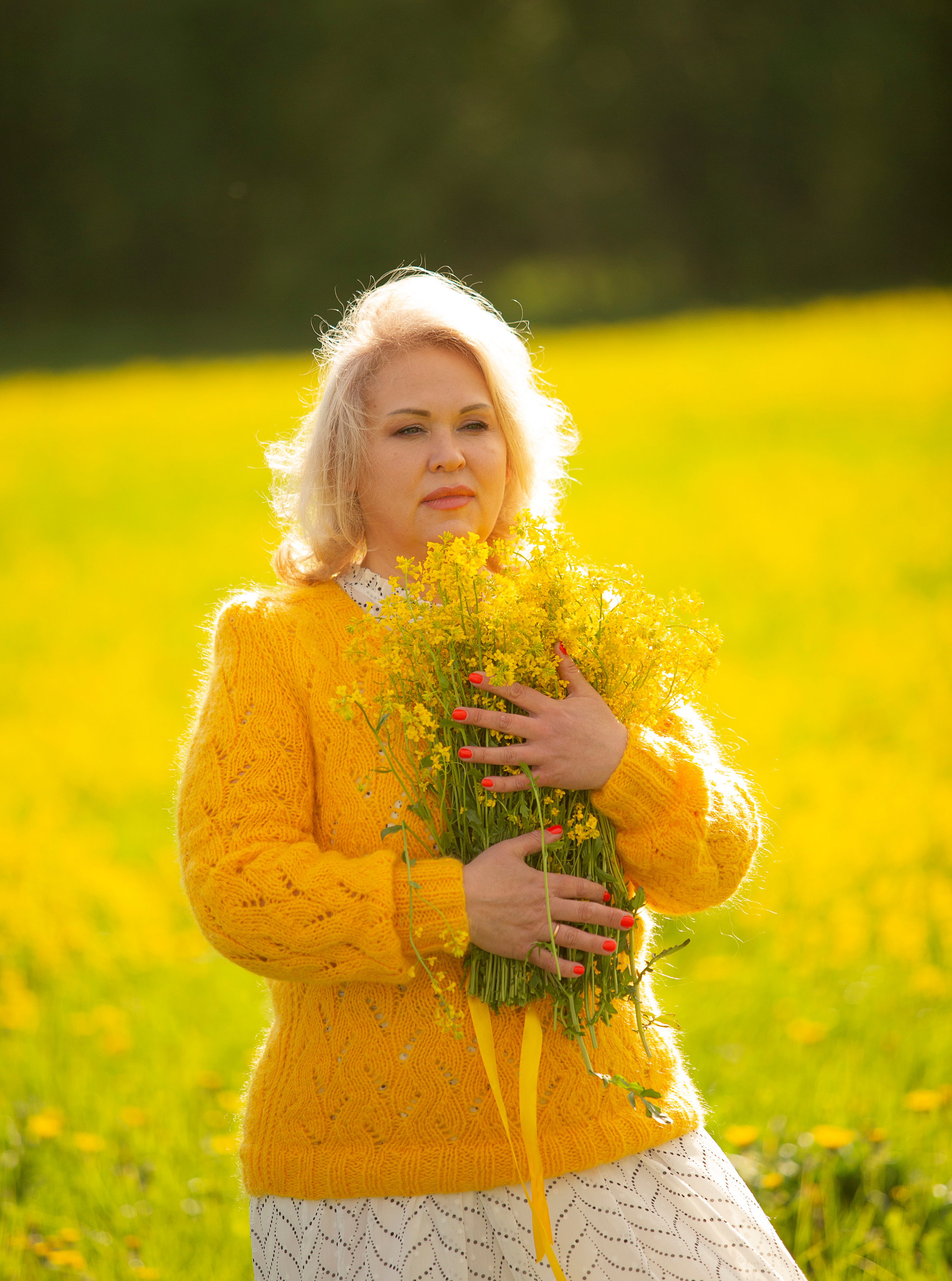Цветение в июне. ДЕТСКИЙ И СЕМЕЙНЫЙ ФОТОГРАФ в Сосново, Ленинградской области и Спб