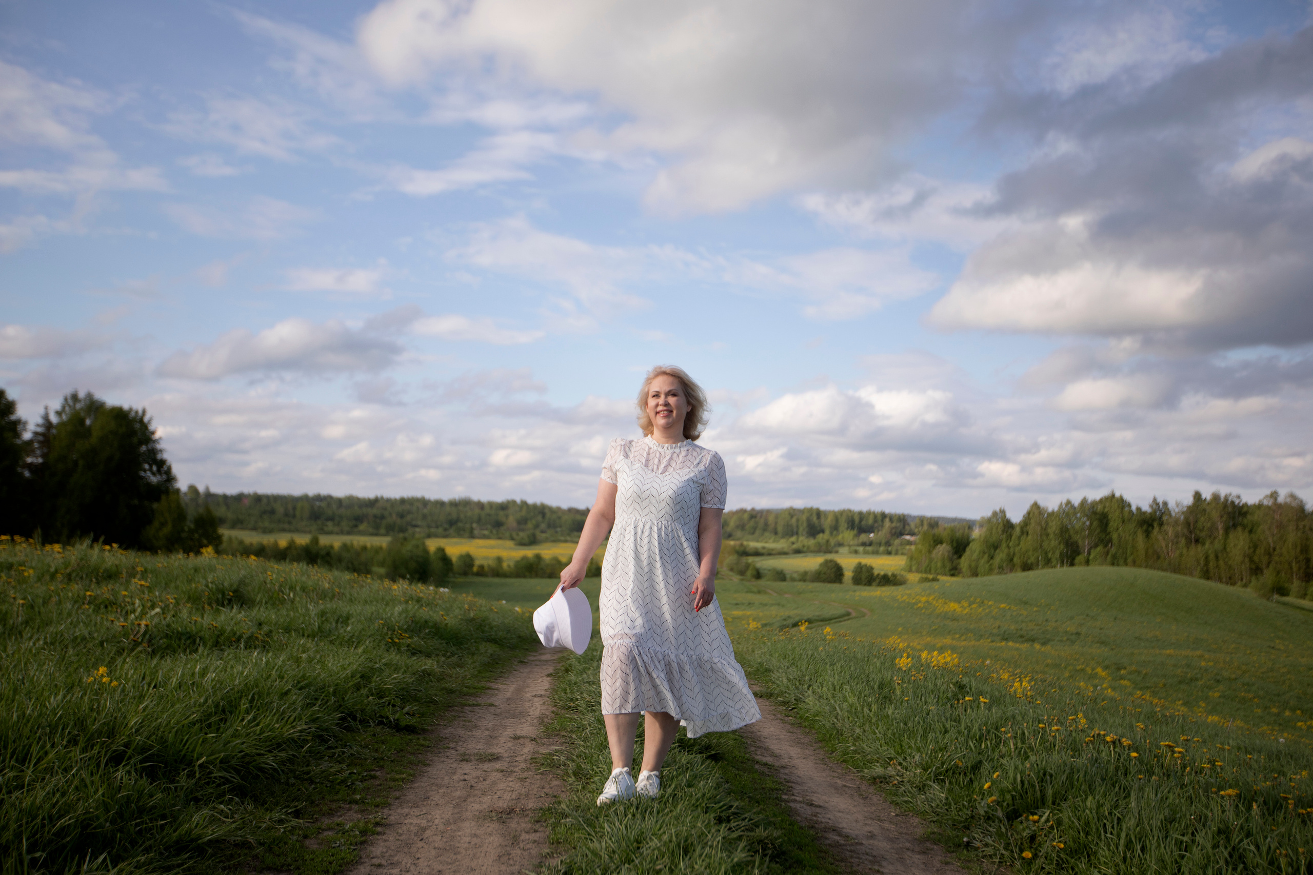 Цветение в июне. ДЕТСКИЙ И СЕМЕЙНЫЙ ФОТОГРАФ в Сосново, Ленинградской области и Спб