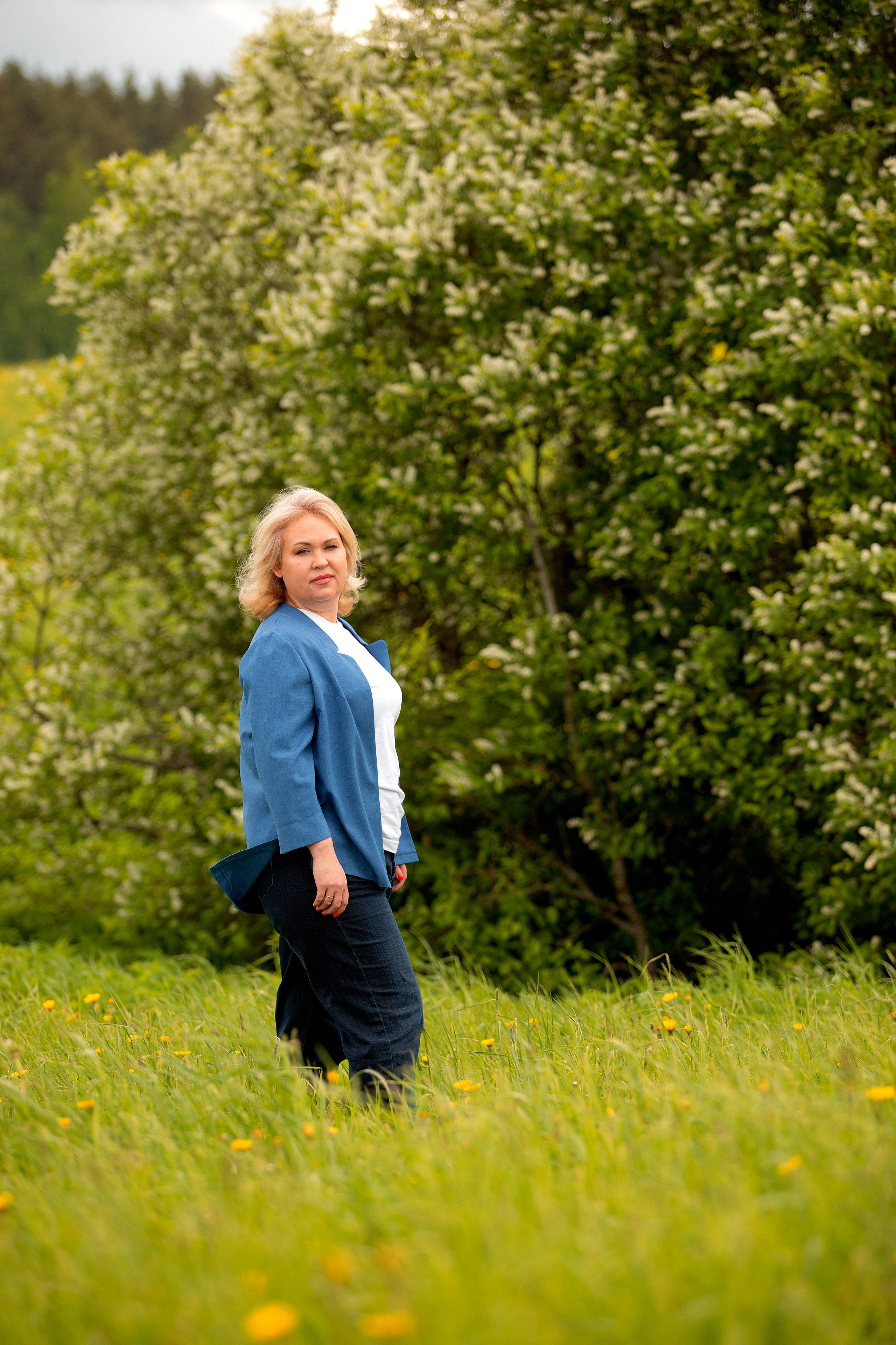 Цветение в июне. ДЕТСКИЙ И СЕМЕЙНЫЙ ФОТОГРАФ в Сосново, Ленинградской области и Спб