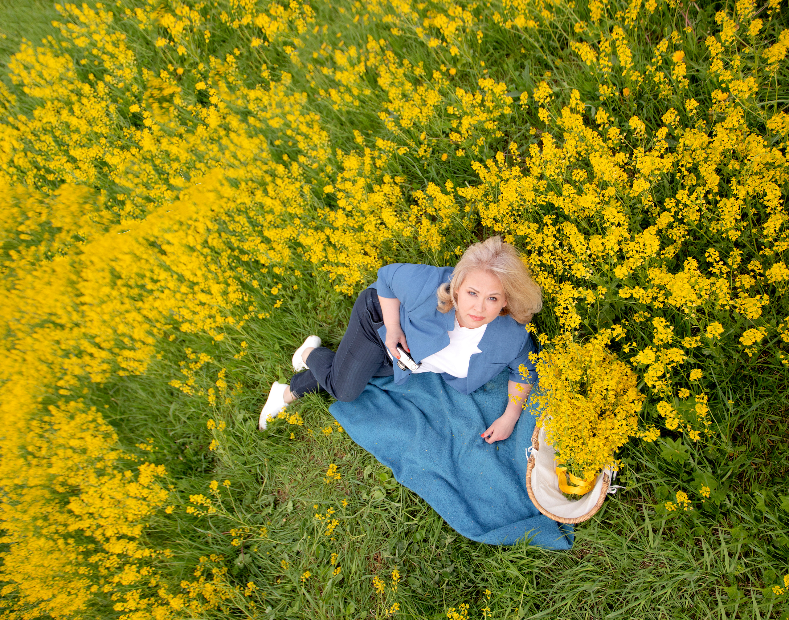 Цветение в июне. ДЕТСКИЙ И СЕМЕЙНЫЙ ФОТОГРАФ в Сосново, Ленинградской области и Спб