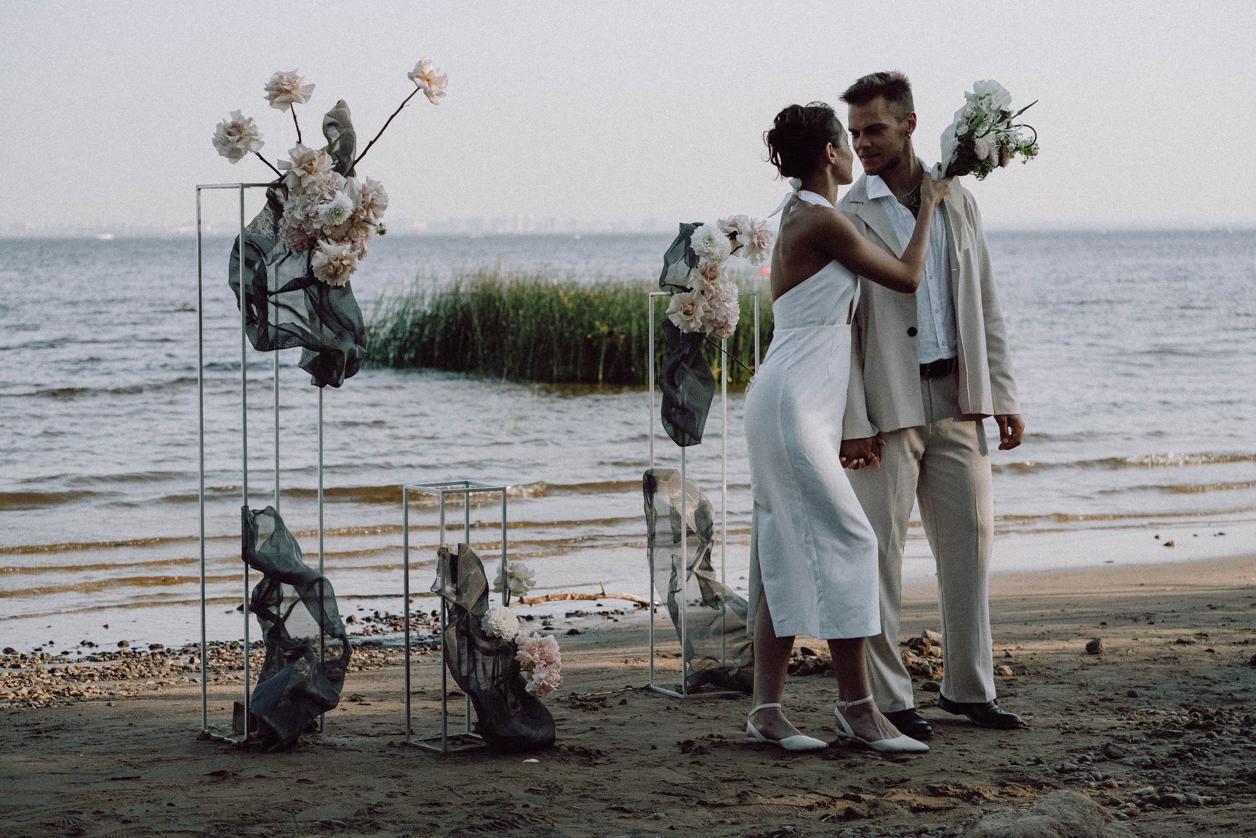 СВАДЕБНАЯ ФОТОСЕССИЯ ВЫЕЗДНОЙ ЦЕРЕМОНИИ (ФИНСКИЙ ЗАЛИВ). Профессиональный фотограф, Санкт-Петербург — Виктория Богомолова