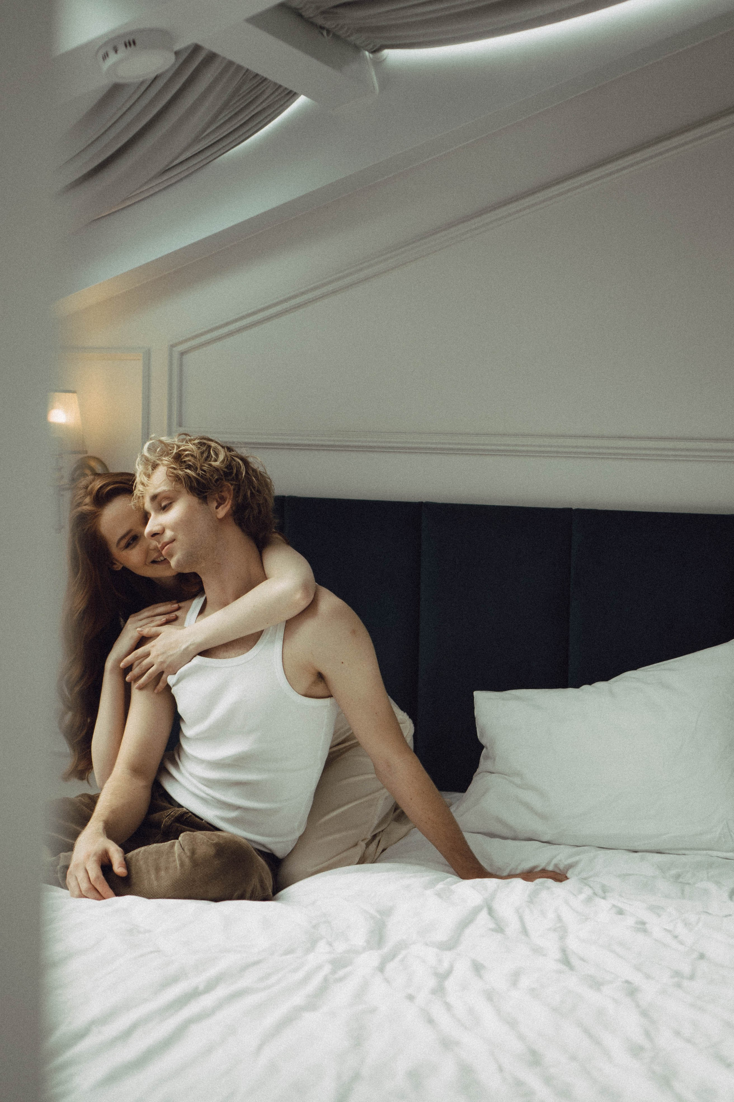 СВАДЕБНАЯ СЬЕМКА В ОТЕЛЕ. СБОРЫ ЖЕНИХА И НЕВЕСТЫ И ТАКЖЕ ТОР И ПОДГОТОВКА К ПРОГУЛКЕ. Профессиональный фотограф, Санкт-Петербург — Виктория Богомолова