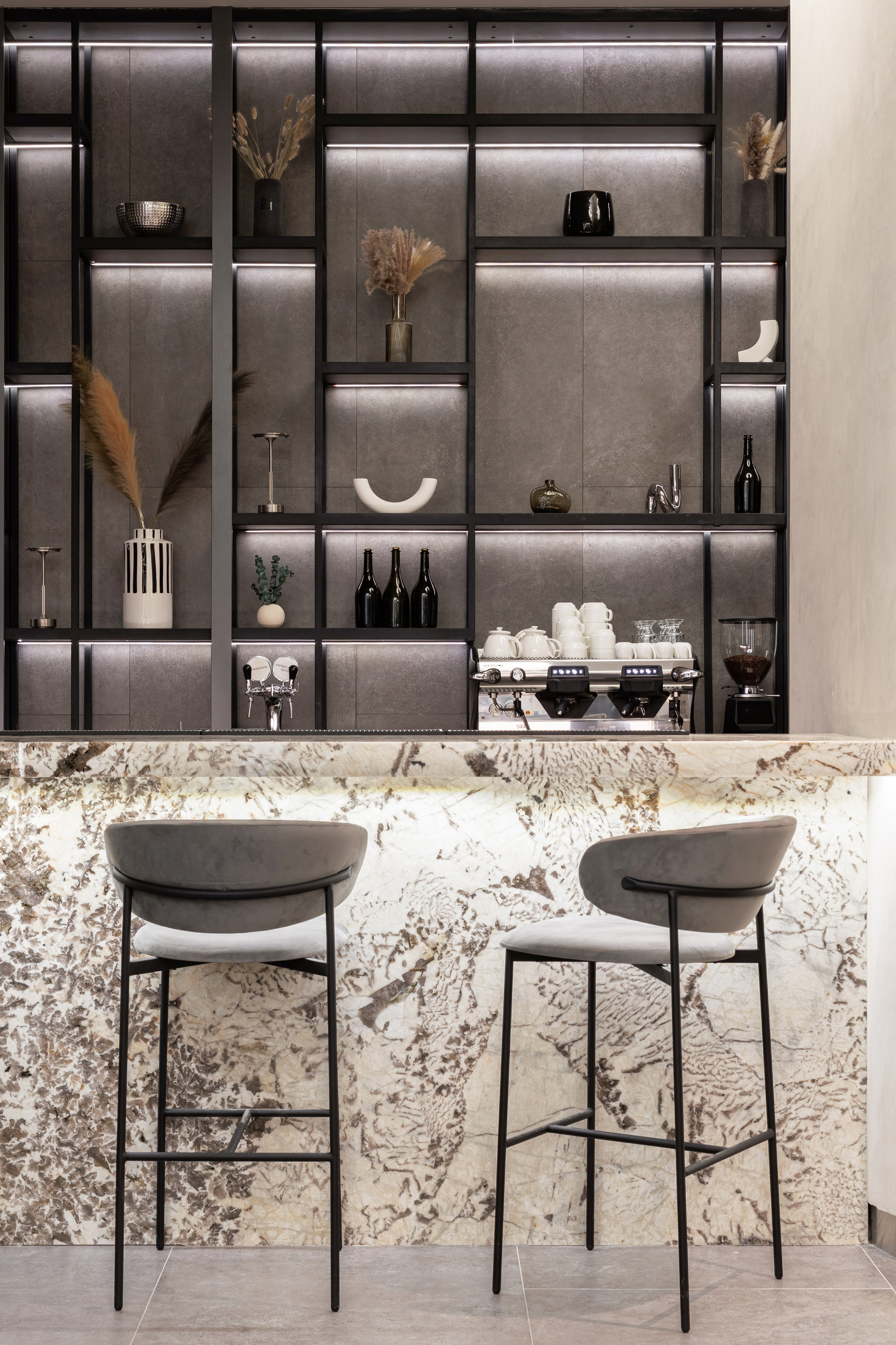 Лобби отеля Svet