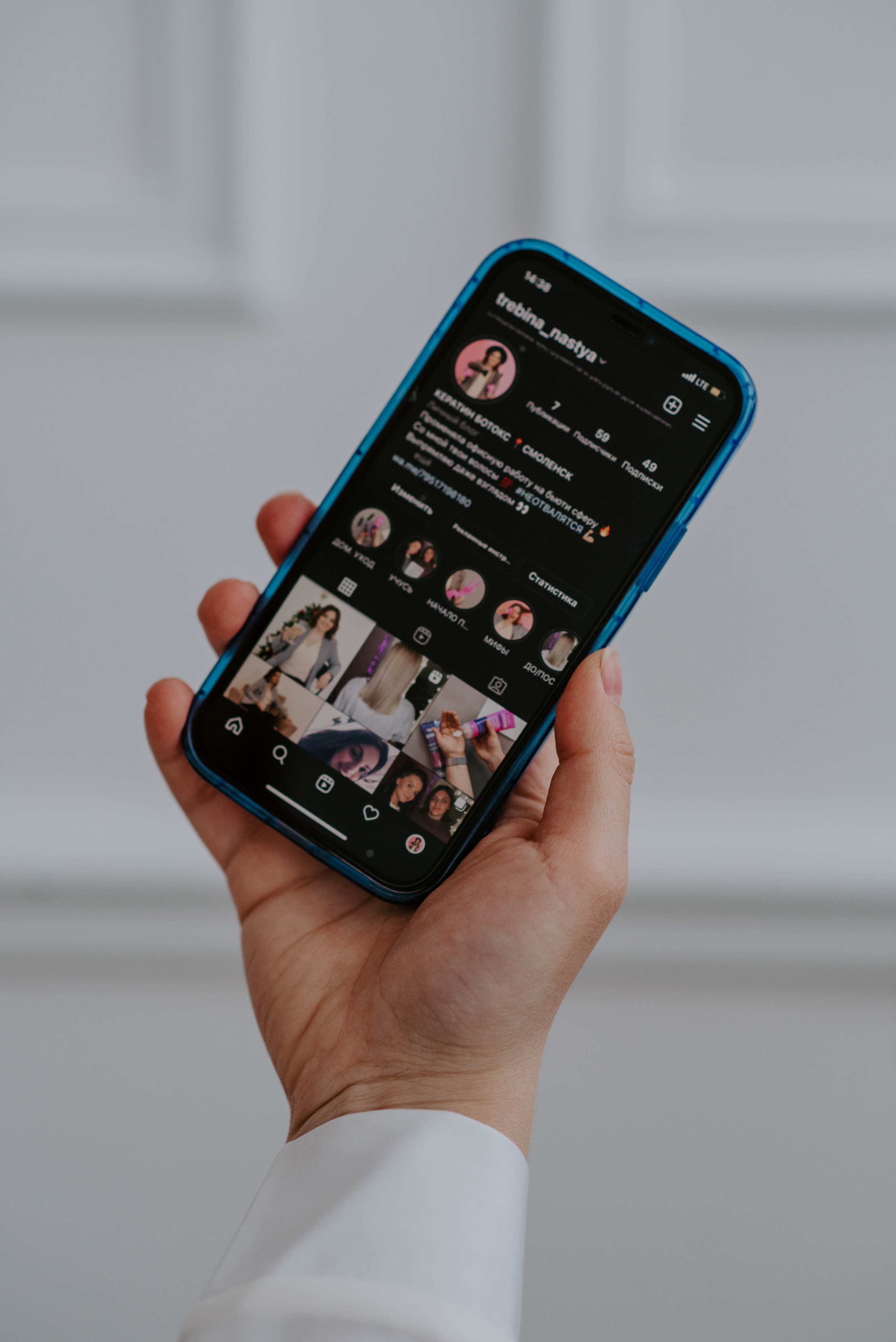 Съемка для мастера по кератиновому выпрямлению волос. Свадебный, репортажный и семейный фотограф в Москве Арина Зак