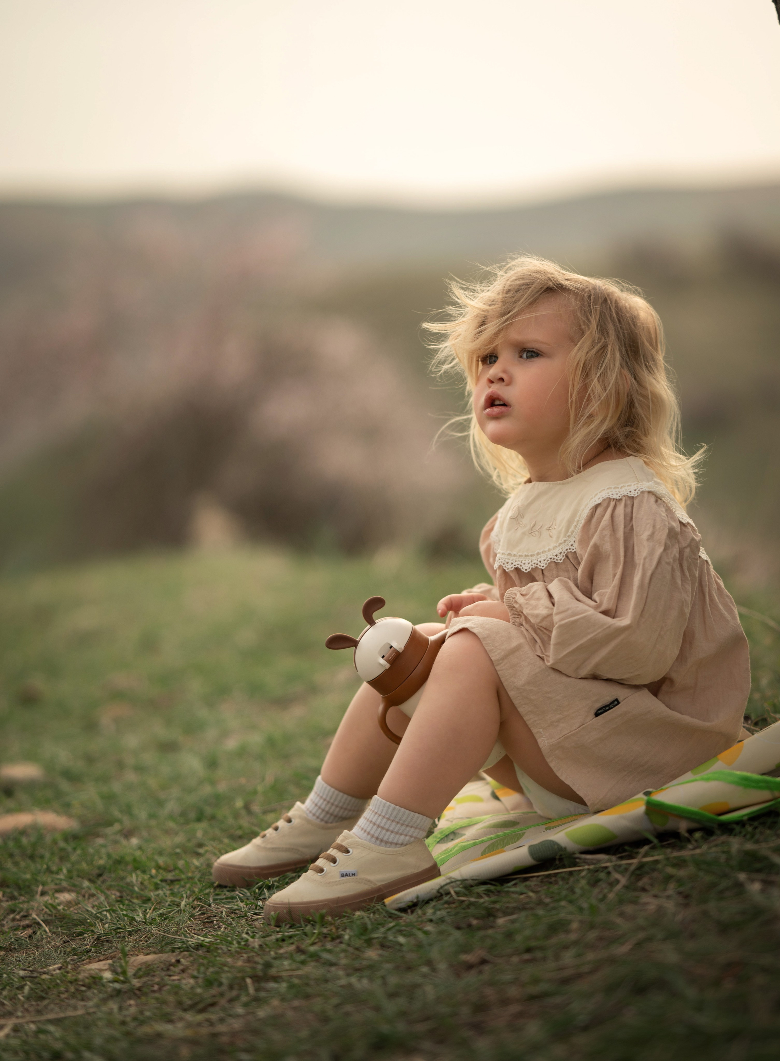 В цветущих садах миндаля…. Детский и семейный фотограф