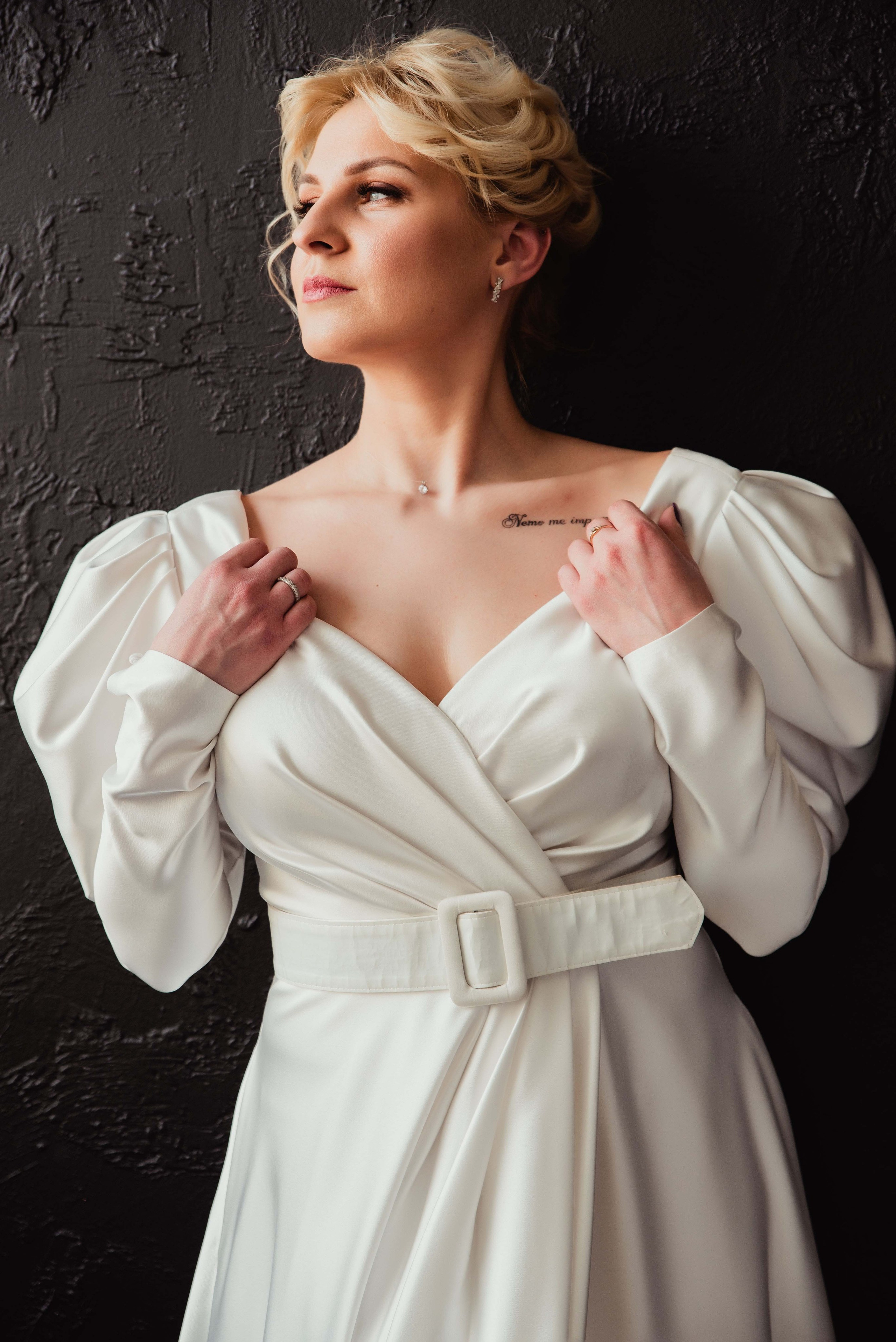 Женские портреты. Айсылу Счастливая — Фотограф | Ретушёр | Нейрокреатор