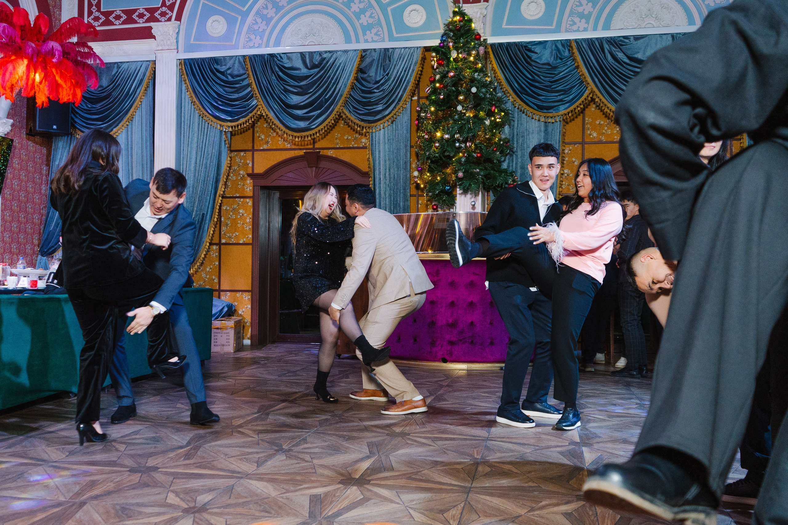 Корпоратив Coral. Профессиональная съемка в Алматы