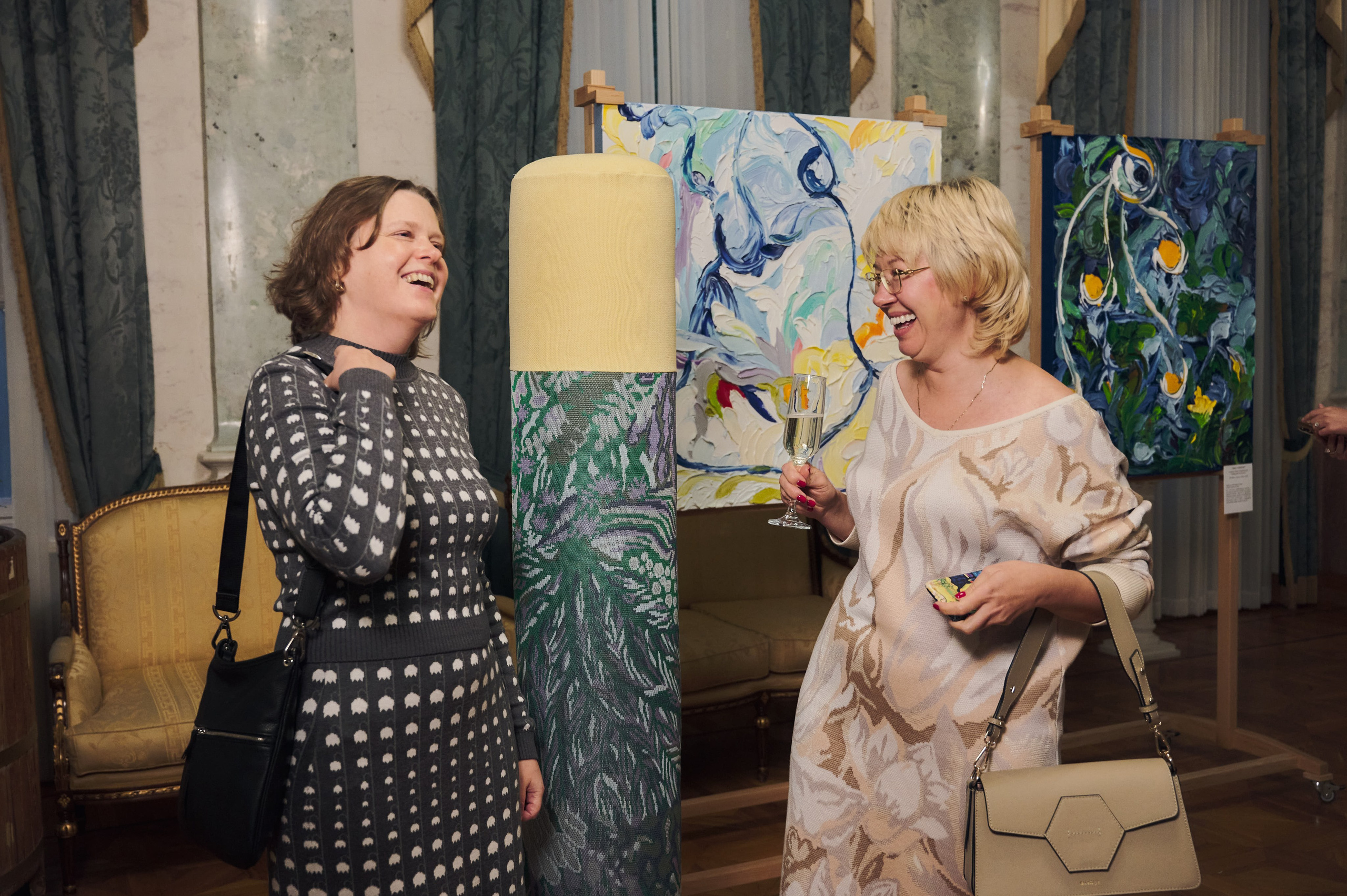 Открытие выставки 13.09.22. Никита Хохловский фото и видео продакшн