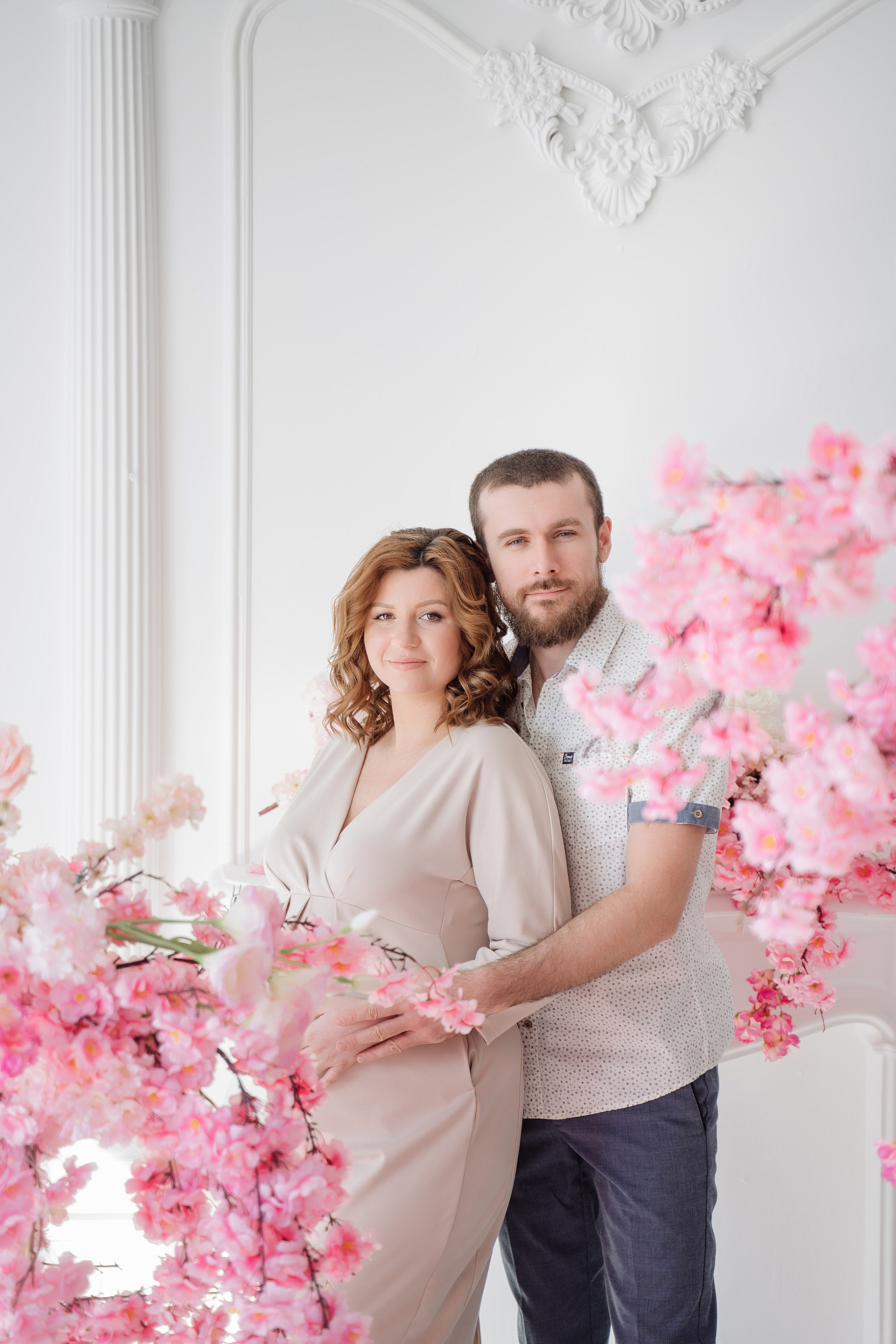 Беременная съемка в студии. Свадебный фотограф