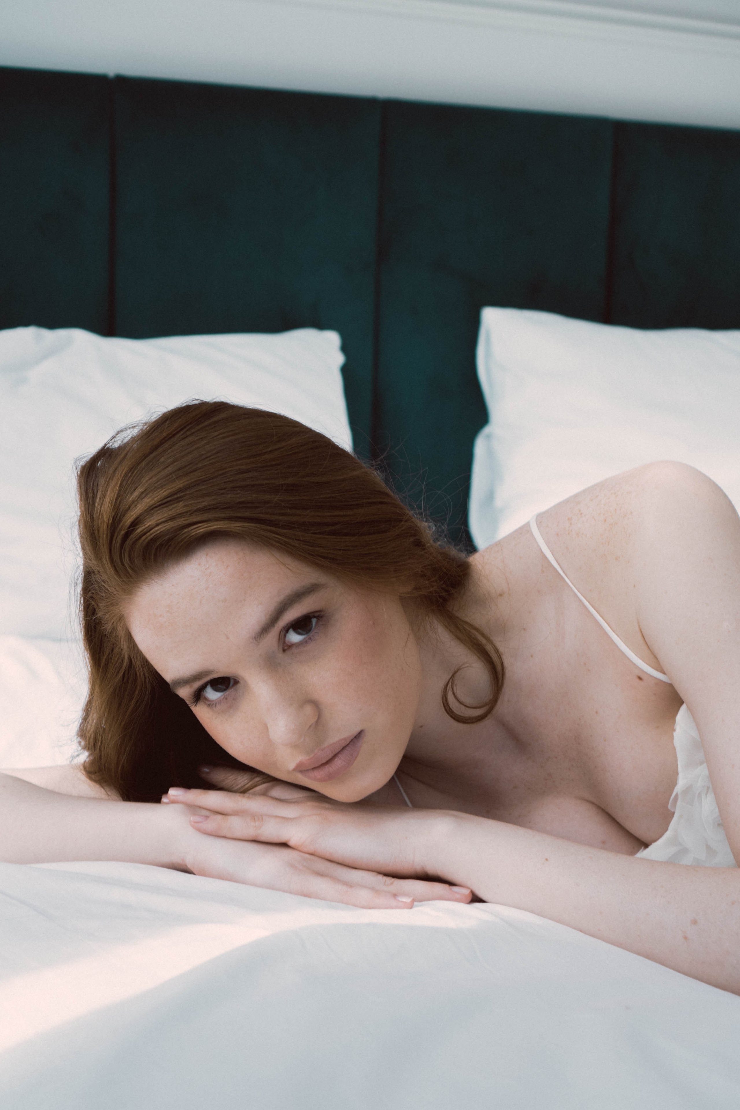 СВАДЕБНАЯ СЬЕМКА В ОТЕЛЕ. СБОРЫ ЖЕНИХА И НЕВЕСТЫ И ТАКЖЕ ТОР И ПОДГОТОВКА К ПРОГУЛКЕ. Профессиональный фотограф, Санкт-Петербург — Виктория Богомолова