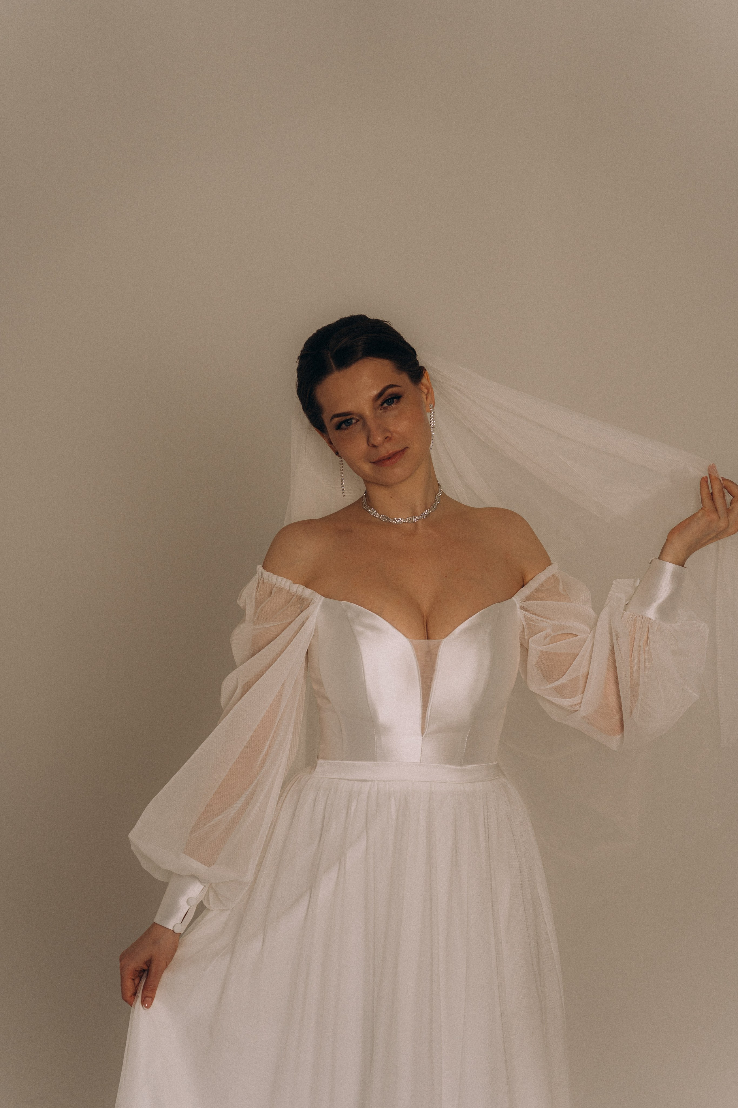 СВАДЕБНАЯ СЬЕМКА ВО ВТОРОМ ДВОРЦЕ (ДЕКАБРЬ) ТАКЖЕ СЬЕМКА В СТУДИИ НА ЧЕРНЫШЕВСКОЙ. Профессиональный фотограф, Санкт-Петербург — Виктория Богомолова