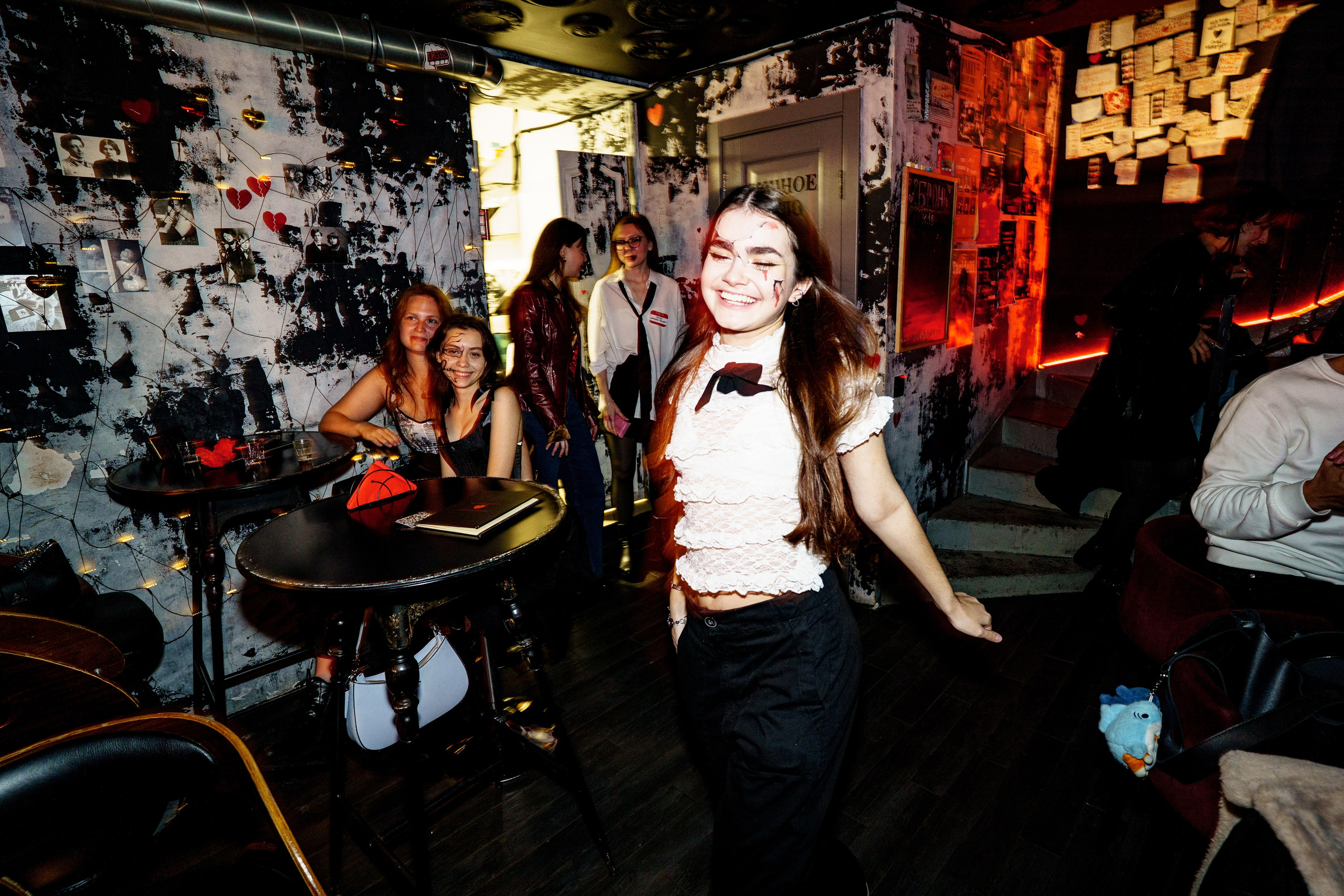 Halloween party. Бар разбитых сердец. Концертный и репортажный фотограф в Санкт-Петербурге Слава Пахомов