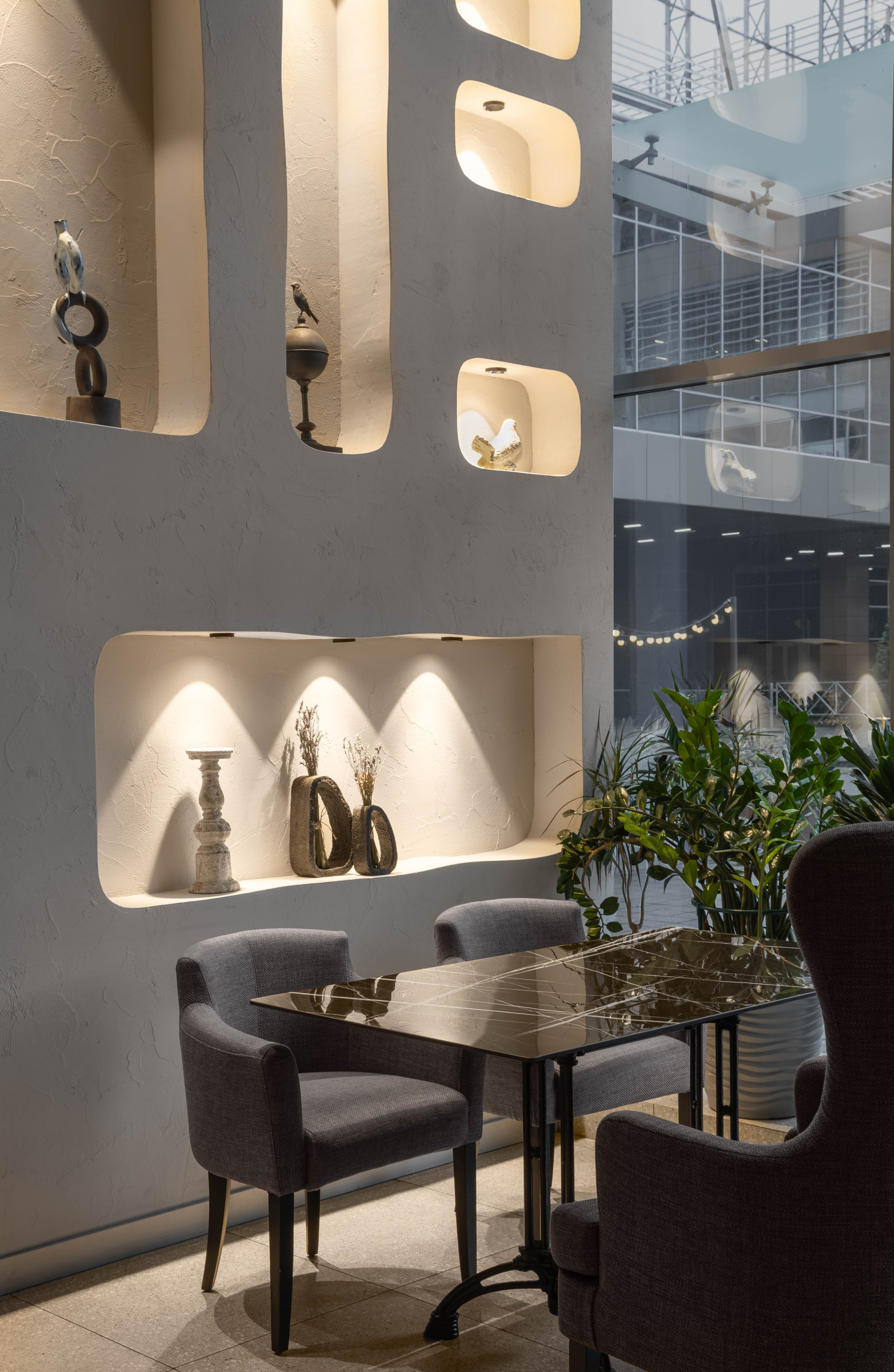 Lubo Cafe by Lena Golubinskaya. Ekaterina Symidi. Interior Photographer