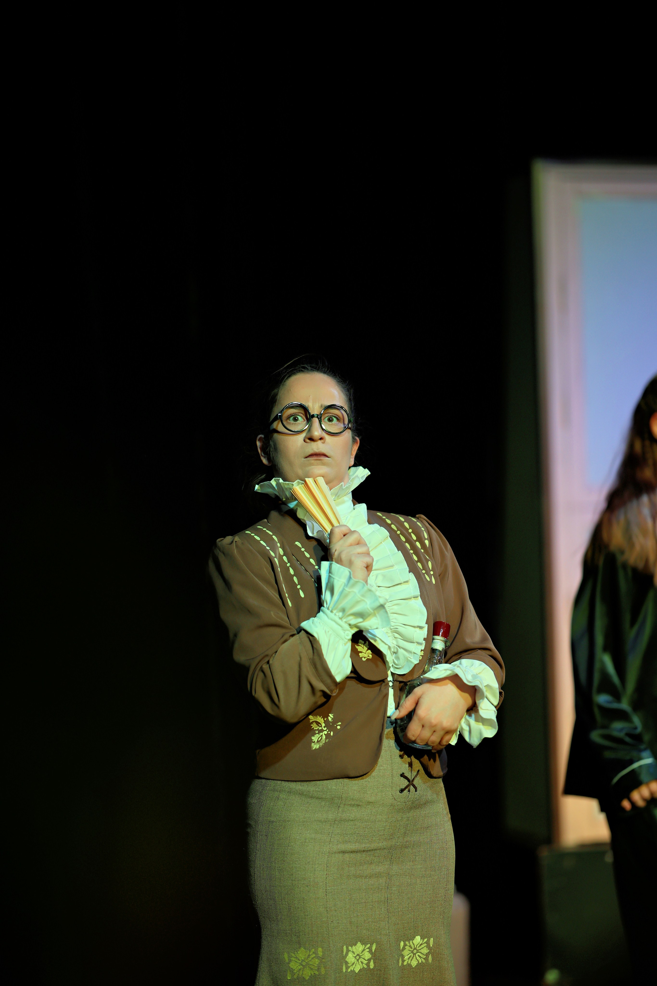 В шкафу с призраком (2). Фотограф Денис Болдинов. Москва