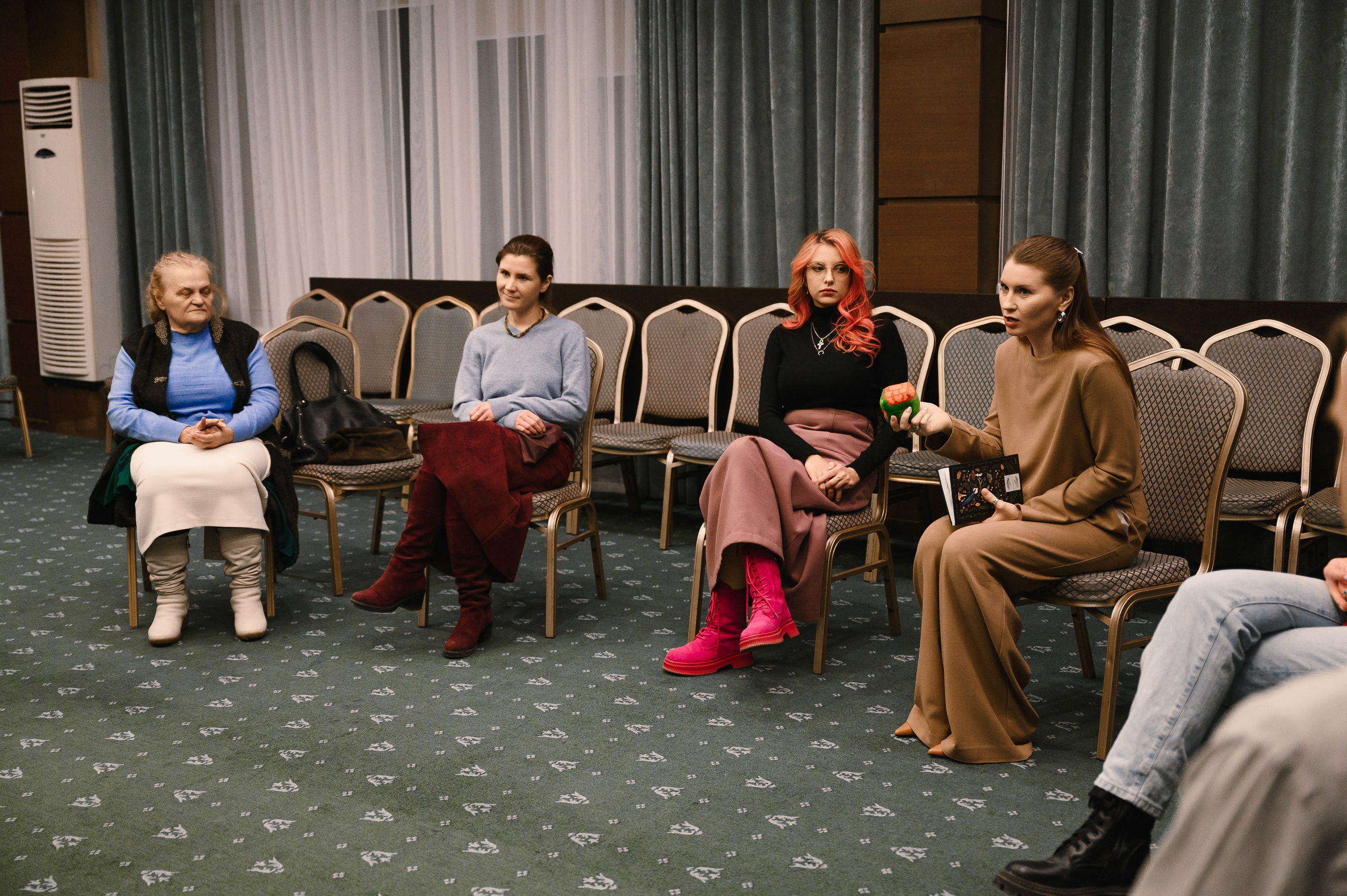 «Театр в квадрате». Клуб Читалка. Wedding and family photographer USA