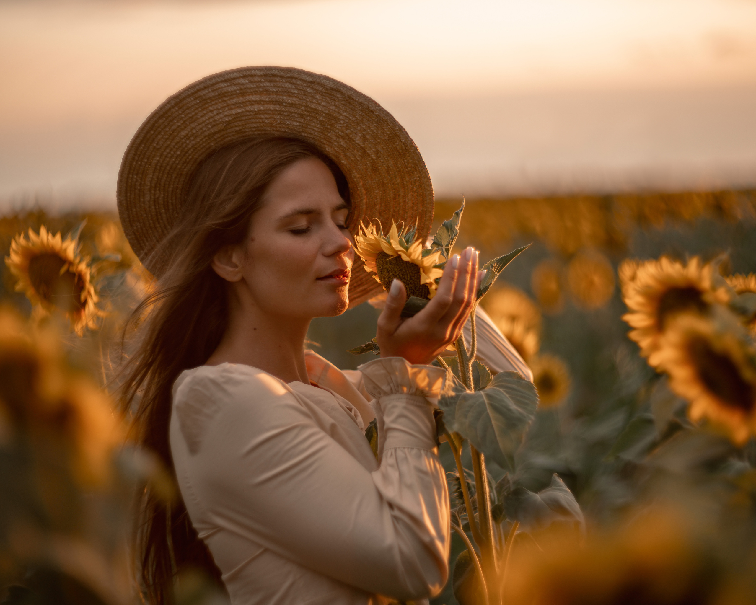 ЦВЕТЕНИЯ. Портретный семейный фотограф в Крымской красоте Светлана Матюнина