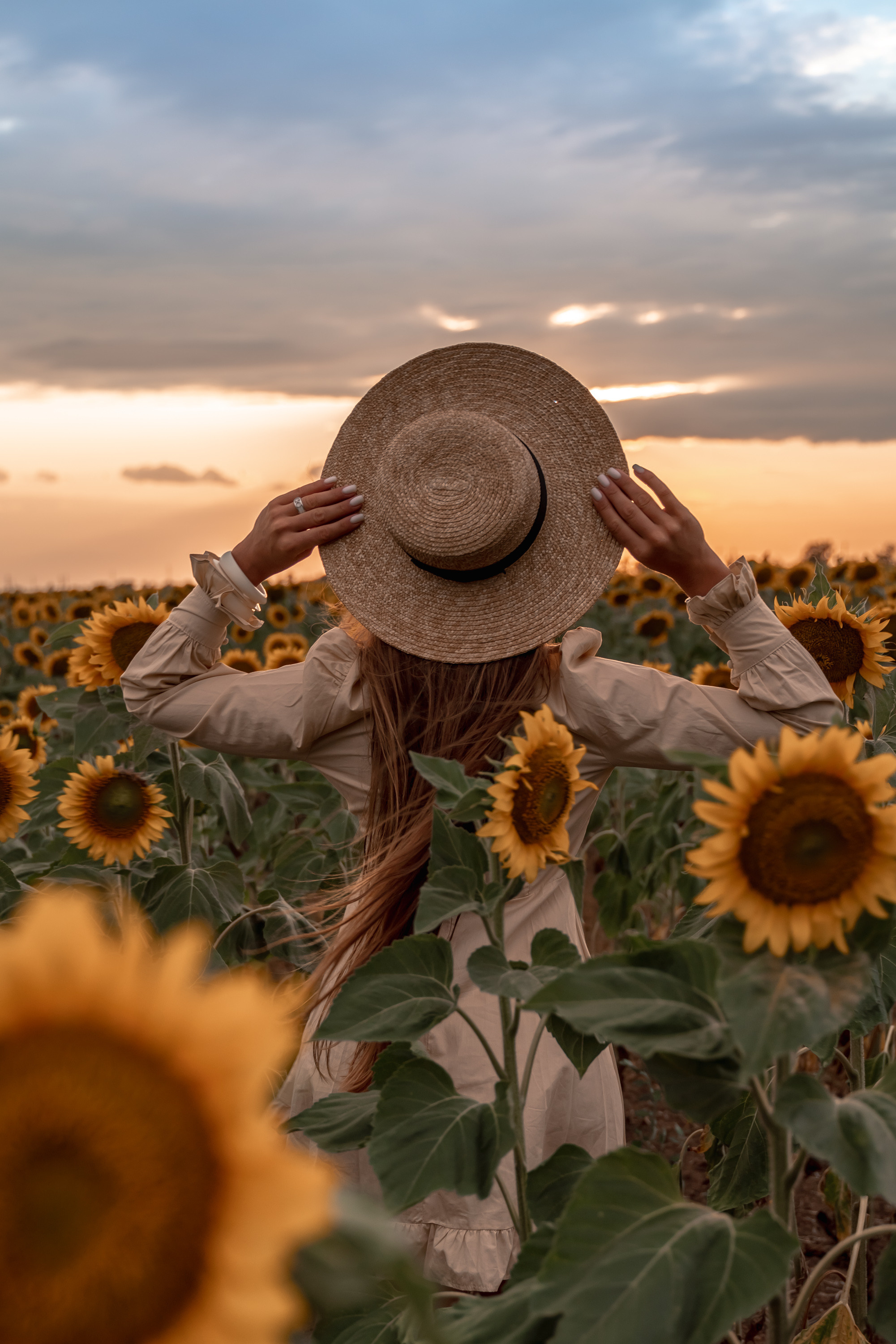 ЦВЕТЕНИЯ. Портретный семейный фотограф в Крымской красоте Светлана Матюнина