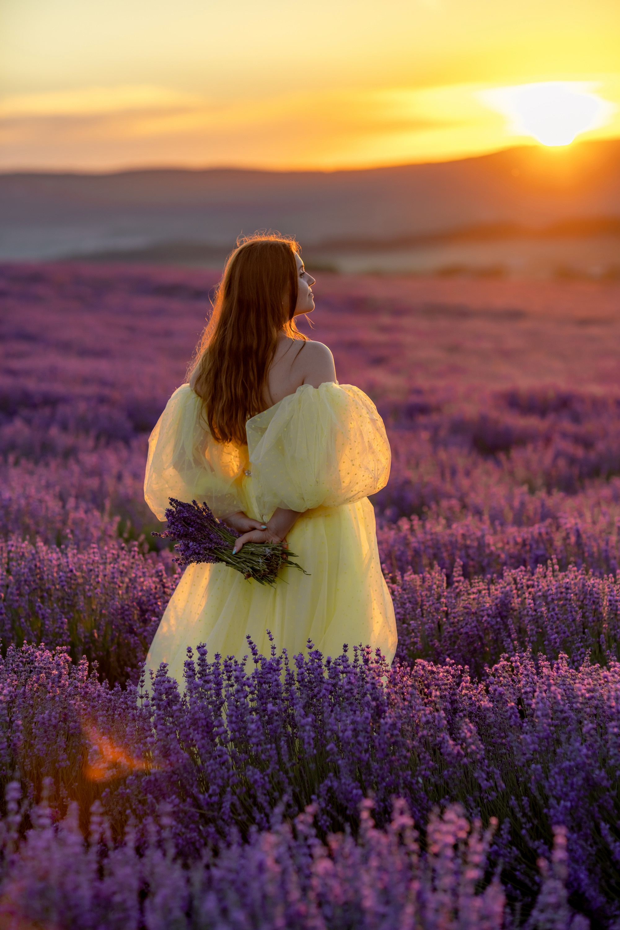 ЦВЕТЕНИЯ. Портретный семейный фотограф в Крымской красоте Светлана Матюнина