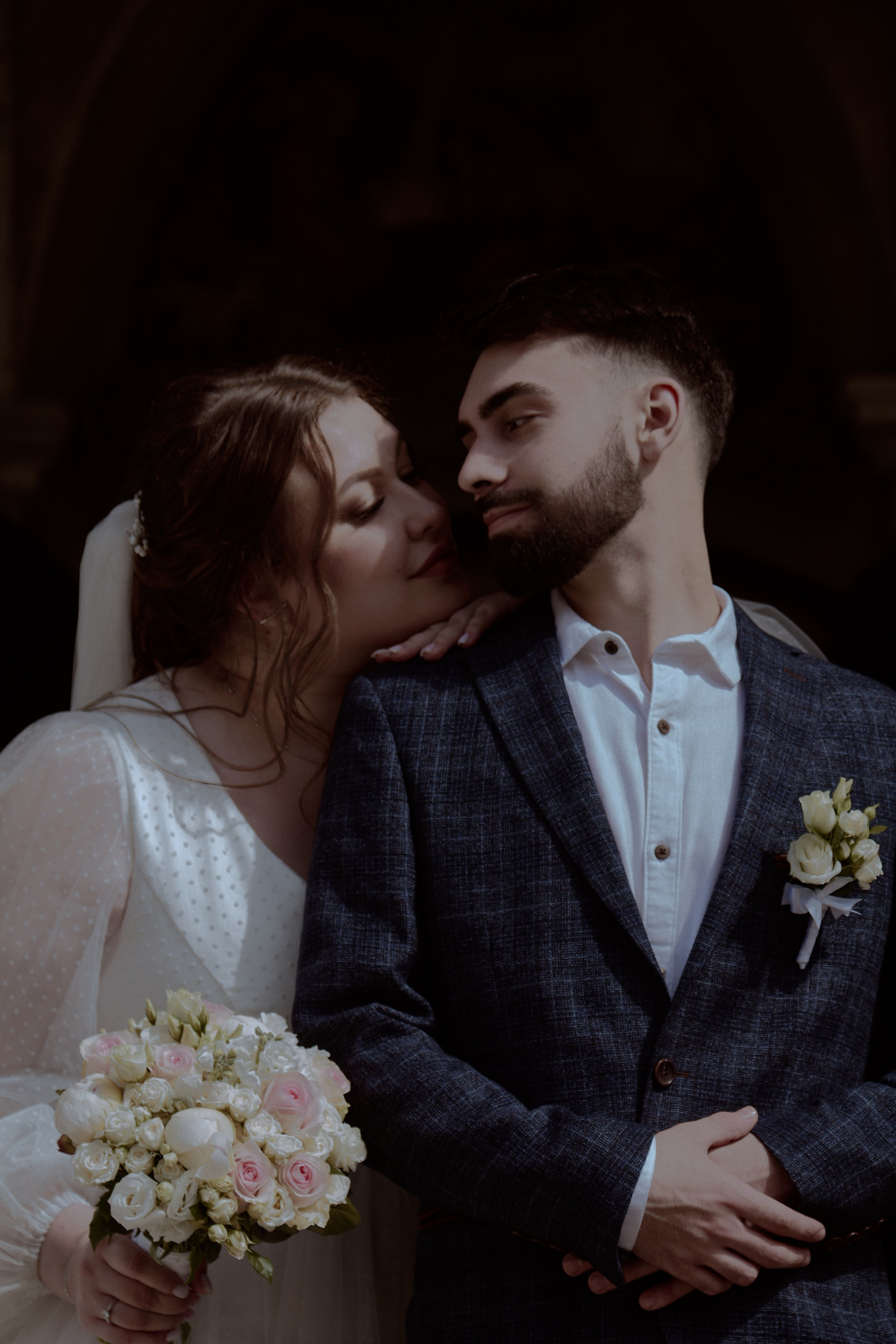 Виктория и Даниэль. Владимирский храм. Фотограф лавстори Москва/МО Приятелева Ангелина