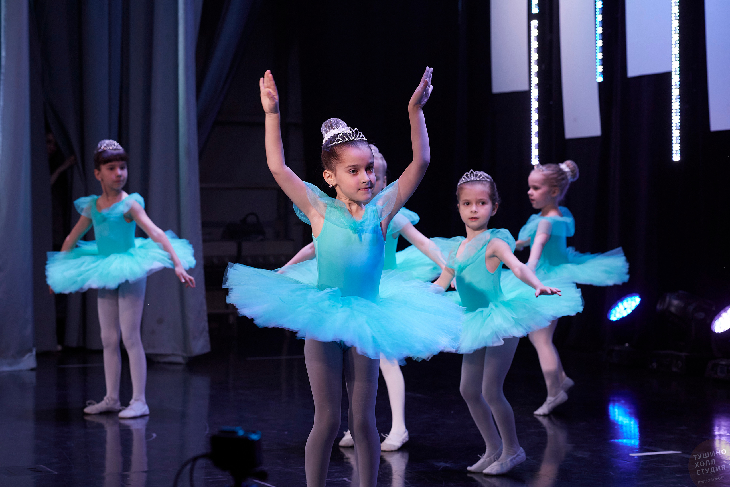 Lil Ballerine детская школа балета. Концерт в Тушино Холл. Фотографъ Сергѣевъ. Поймать мгновеніе