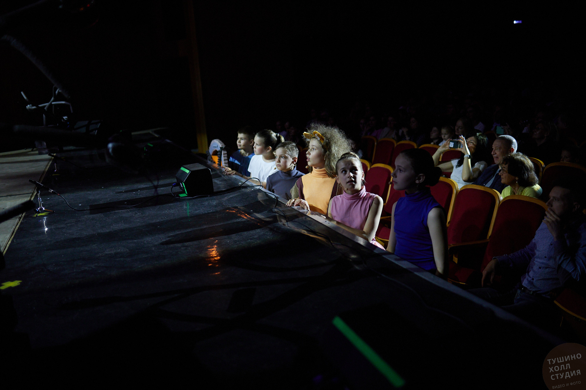 Спектакль «Волшебник из страны Оз». Школа «Инсайд». Фотографъ Сергѣевъ. Поймать мгновеніе