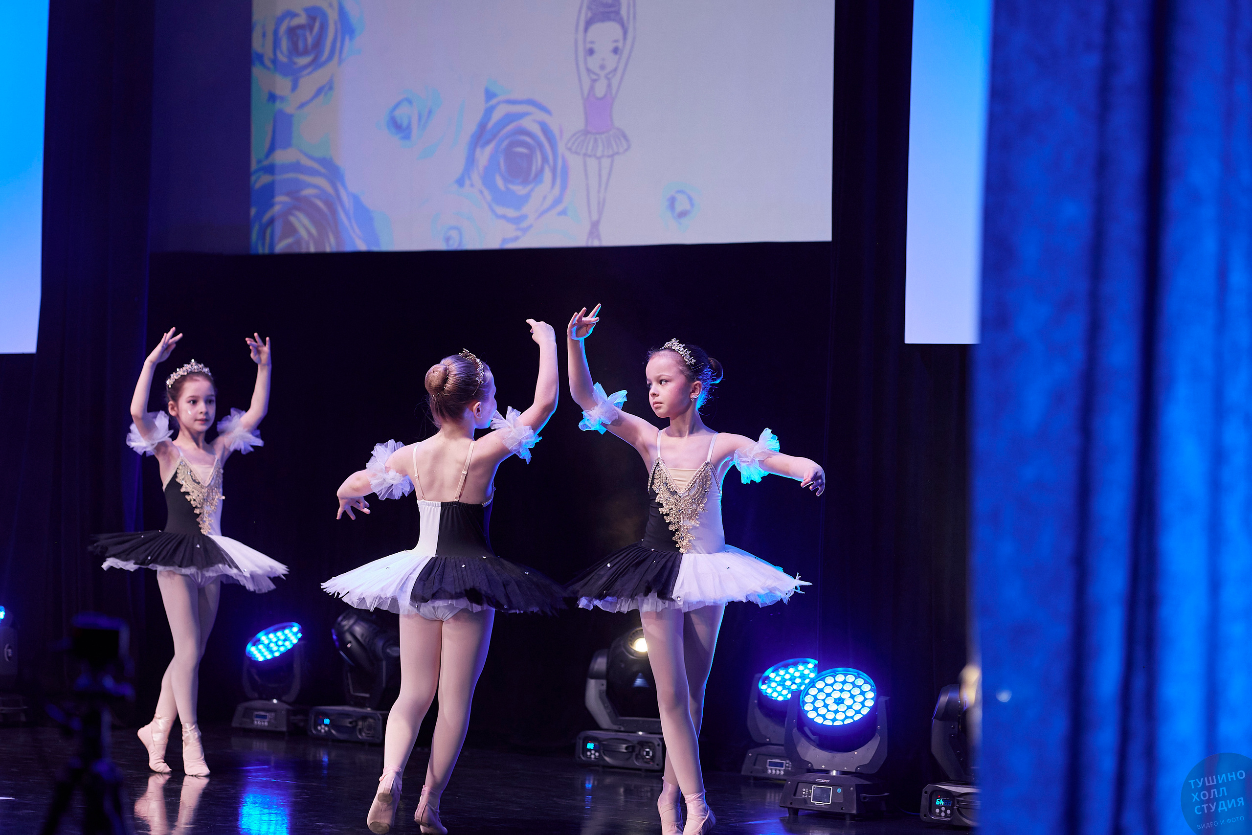 Lil Ballerine детская школа балета. Концерт в Тушино Холл. Фотографъ Сергѣевъ. Поймать мгновеніе
