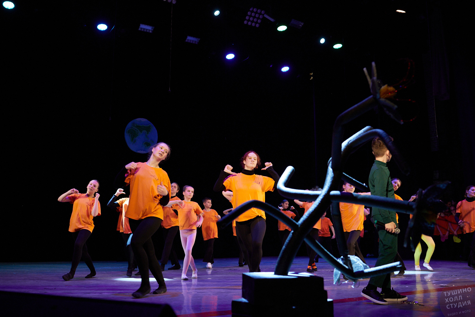 Спектакль «Волшебник из страны Оз». Школа «Инсайд». Фотографъ Сергѣевъ. Поймать мгновеніе