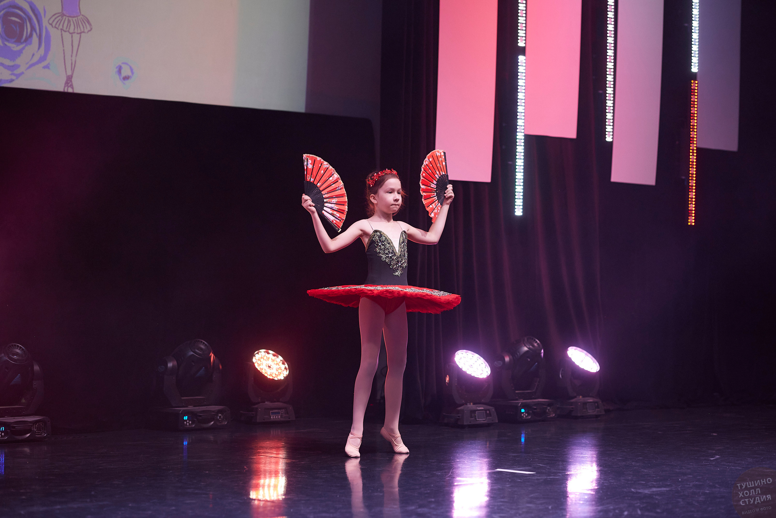 Lil Ballerine детская школа балета. Концерт в Тушино Холл. Фотографъ Сергѣевъ. Поймать мгновеніе