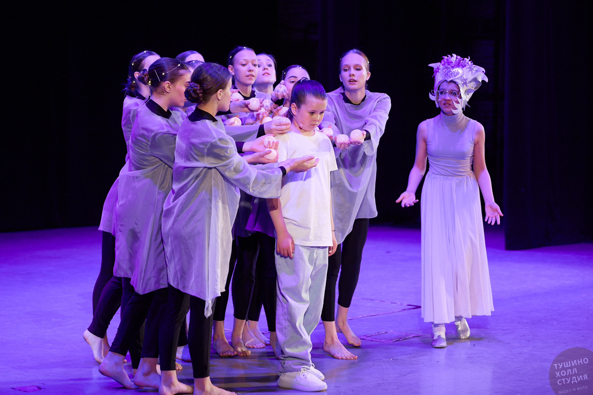 Спектакль «Волшебник из страны Оз». Школа «Инсайд». Фотографъ Сергѣевъ. Поймать мгновеніе