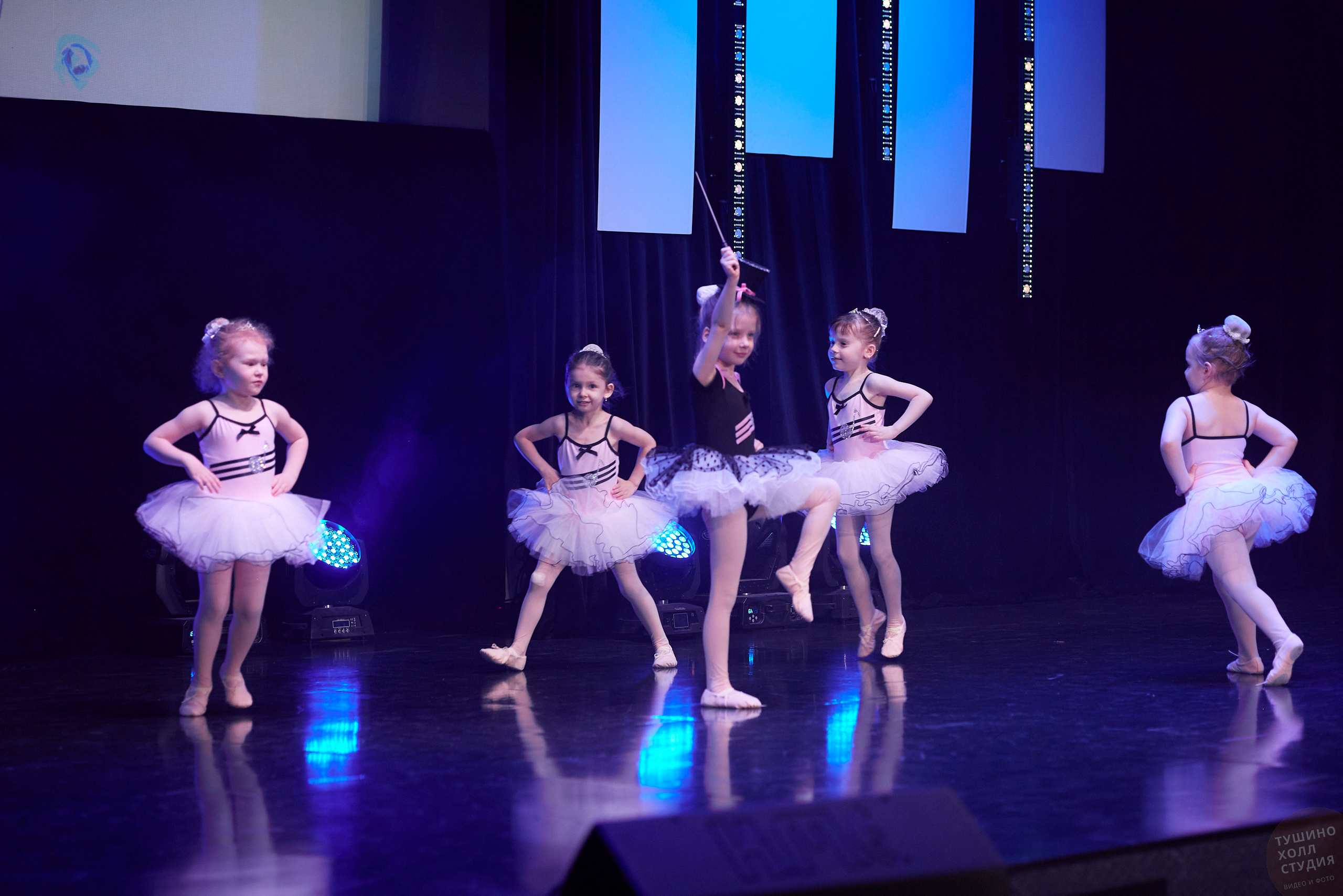 Lil Ballerine детская школа балета. Концерт в Тушино Холл. Фотографъ Сергѣевъ. Поймать мгновеніе