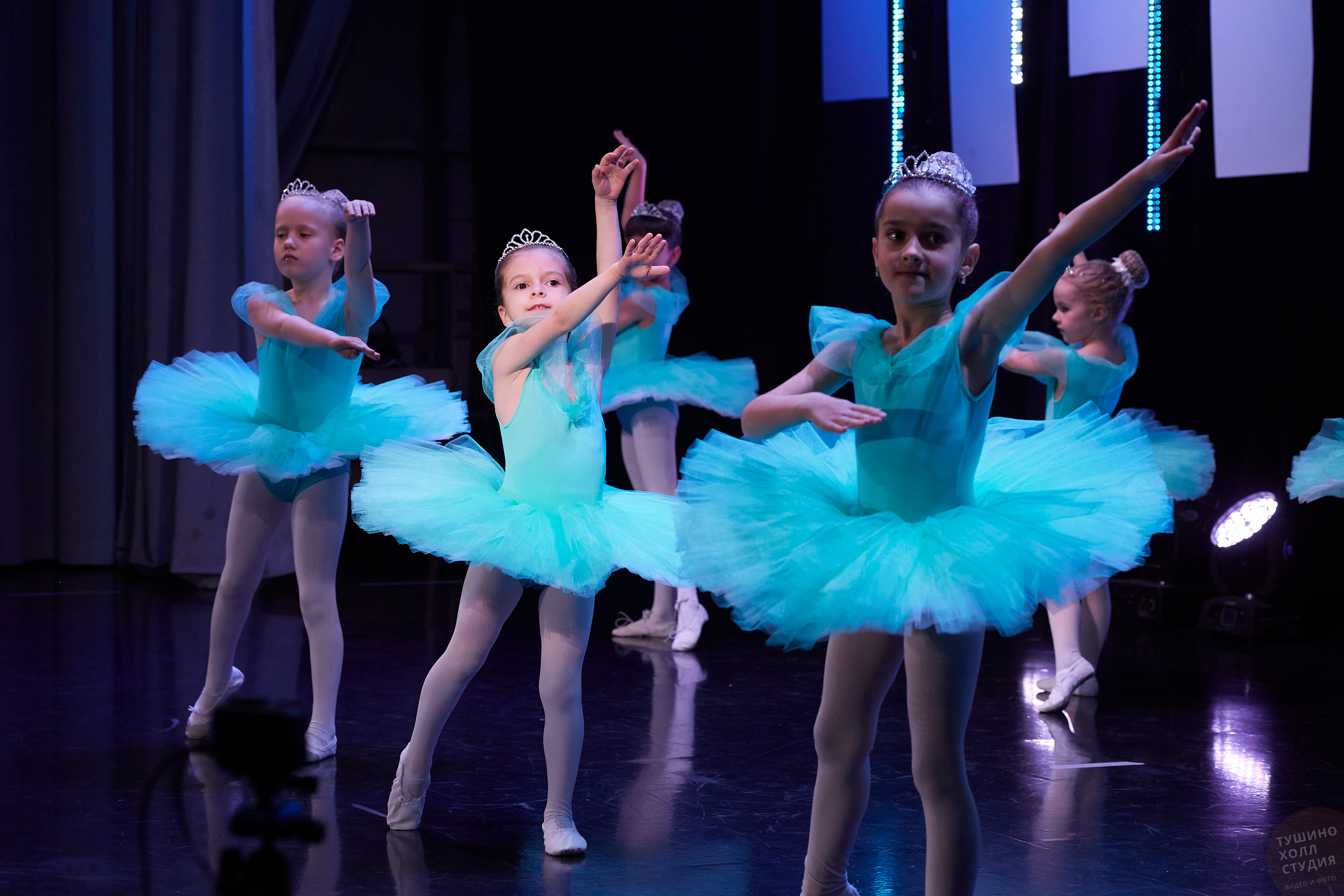 Lil Ballerine детская школа балета. Концерт в Тушино Холл. Фотографъ Сергѣевъ. Поймать мгновеніе