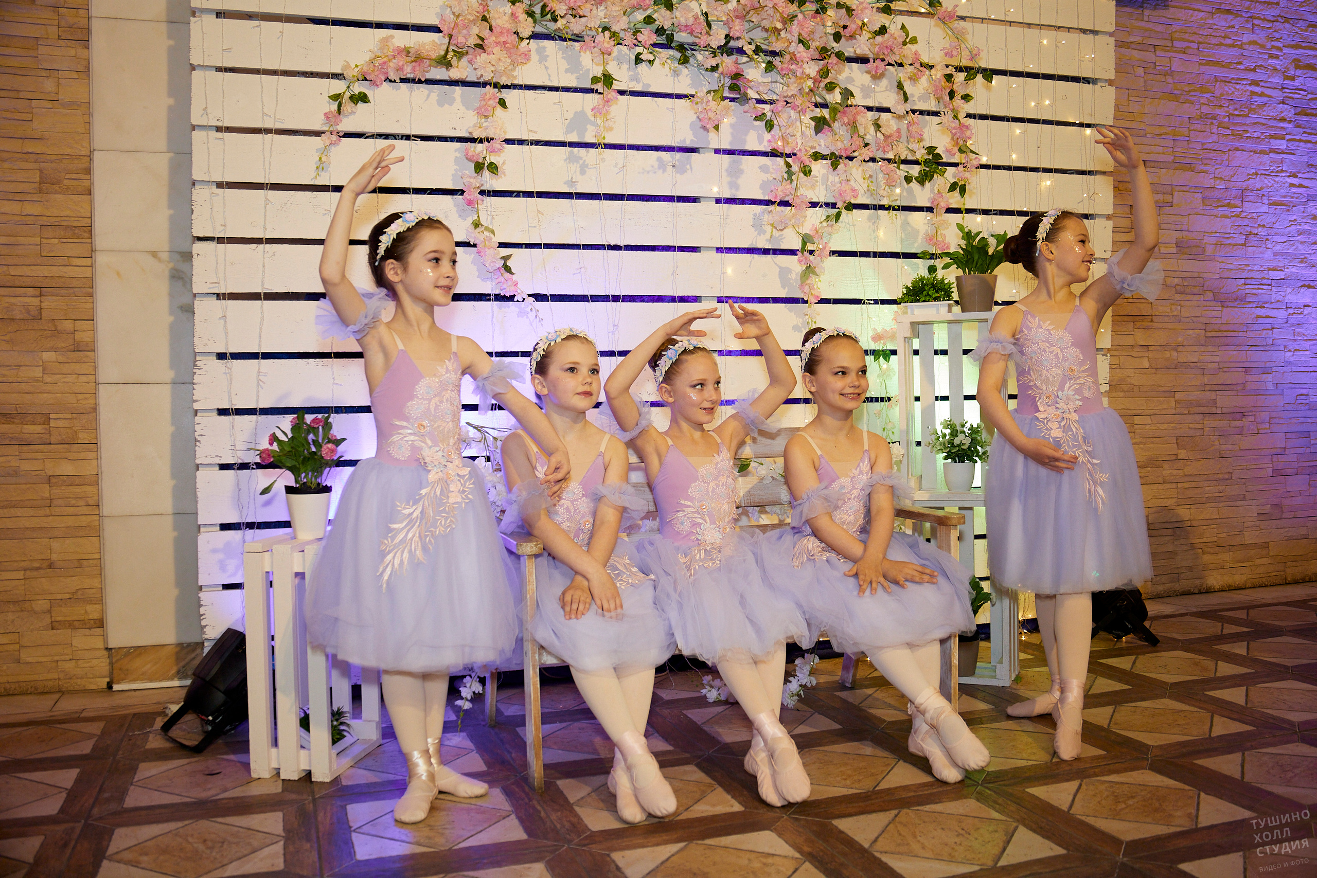 Lil Ballerine детская школа балета. Концерт в Тушино Холл. Фотографъ Сергѣевъ. Поймать мгновеніе
