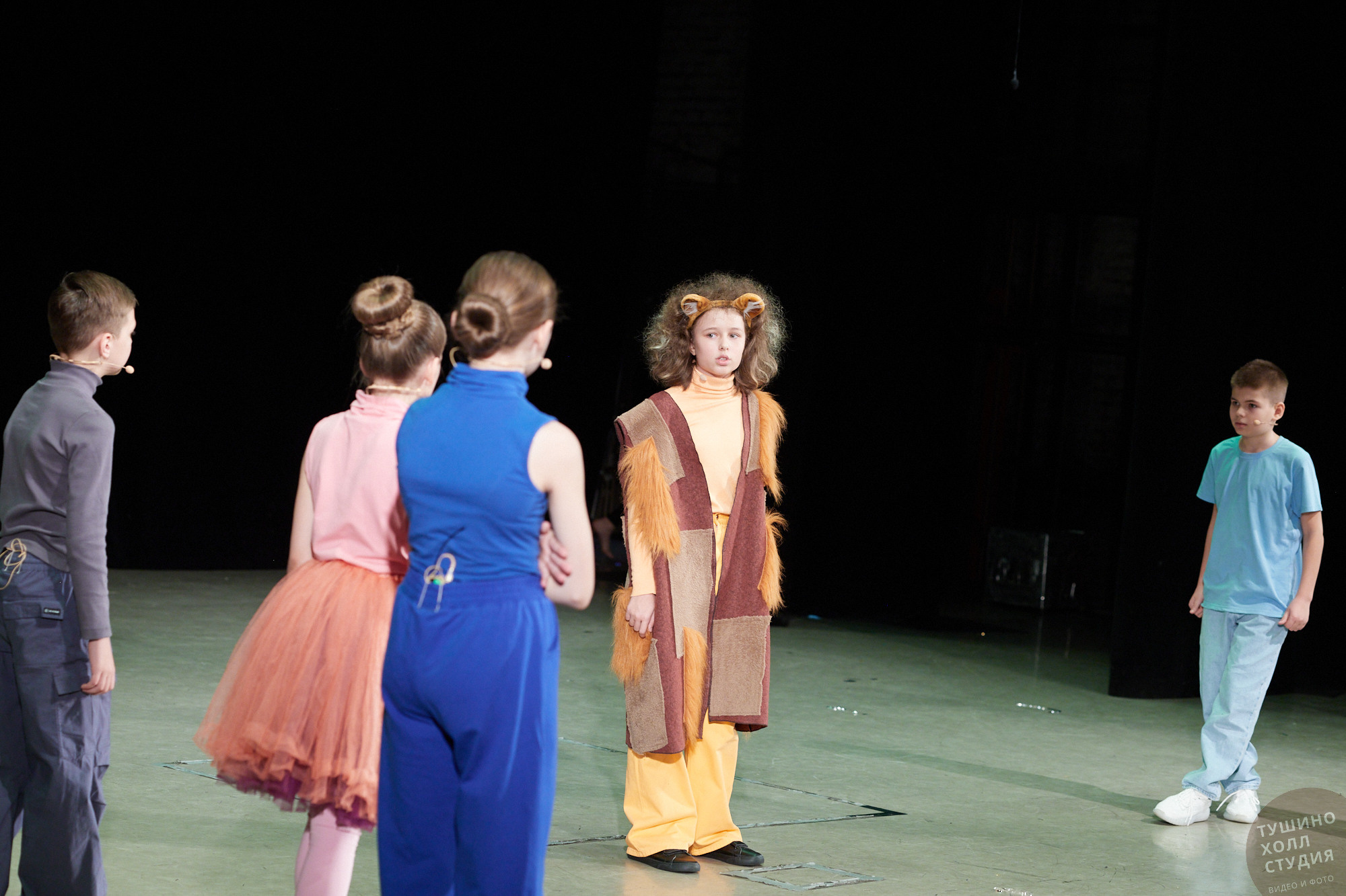 Спектакль «Волшебник из страны Оз». Школа «Инсайд». Фотографъ Сергѣевъ. Поймать мгновеніе