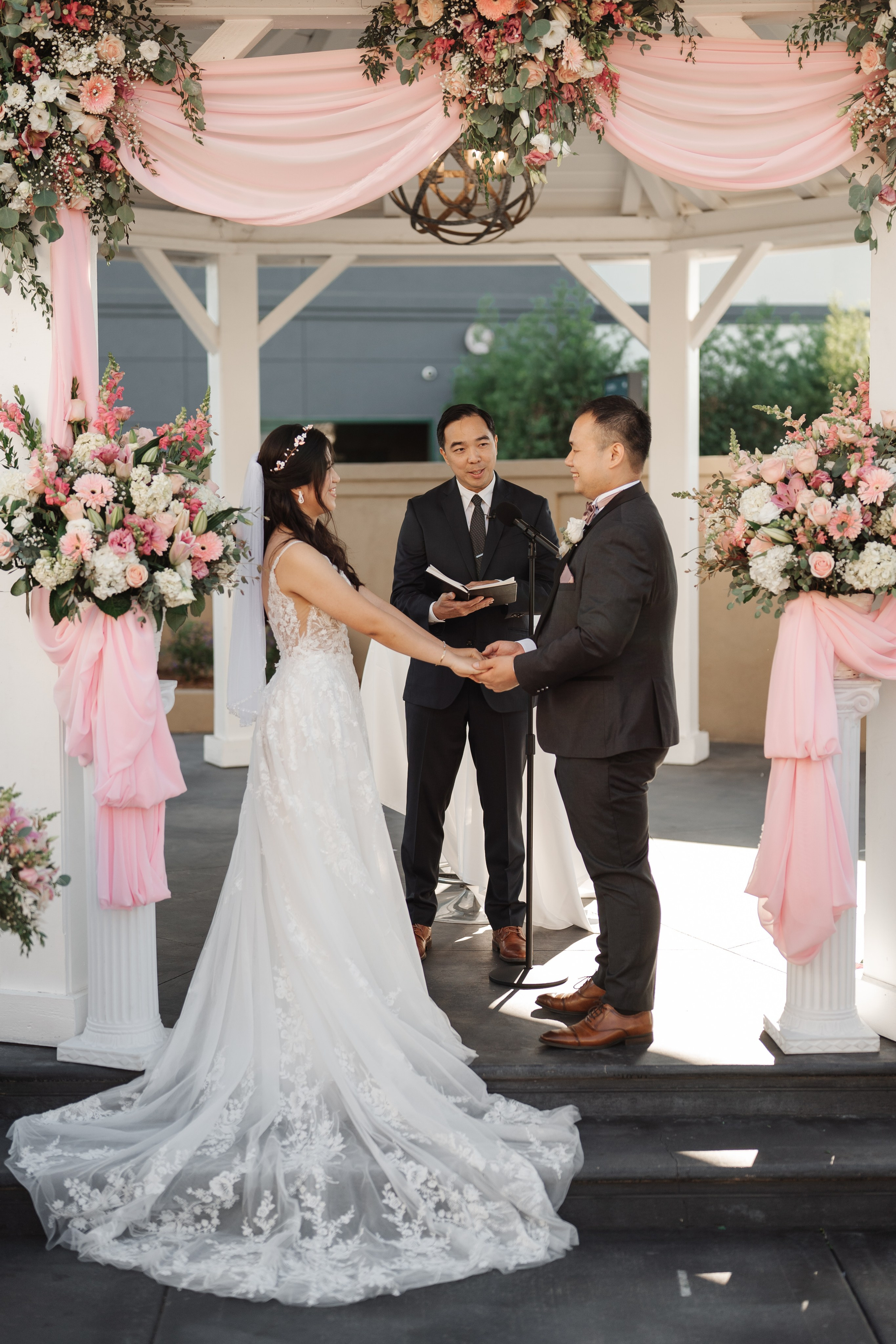 2025-08-16_AndreaChristopher. Ретушер Зенькевич Света