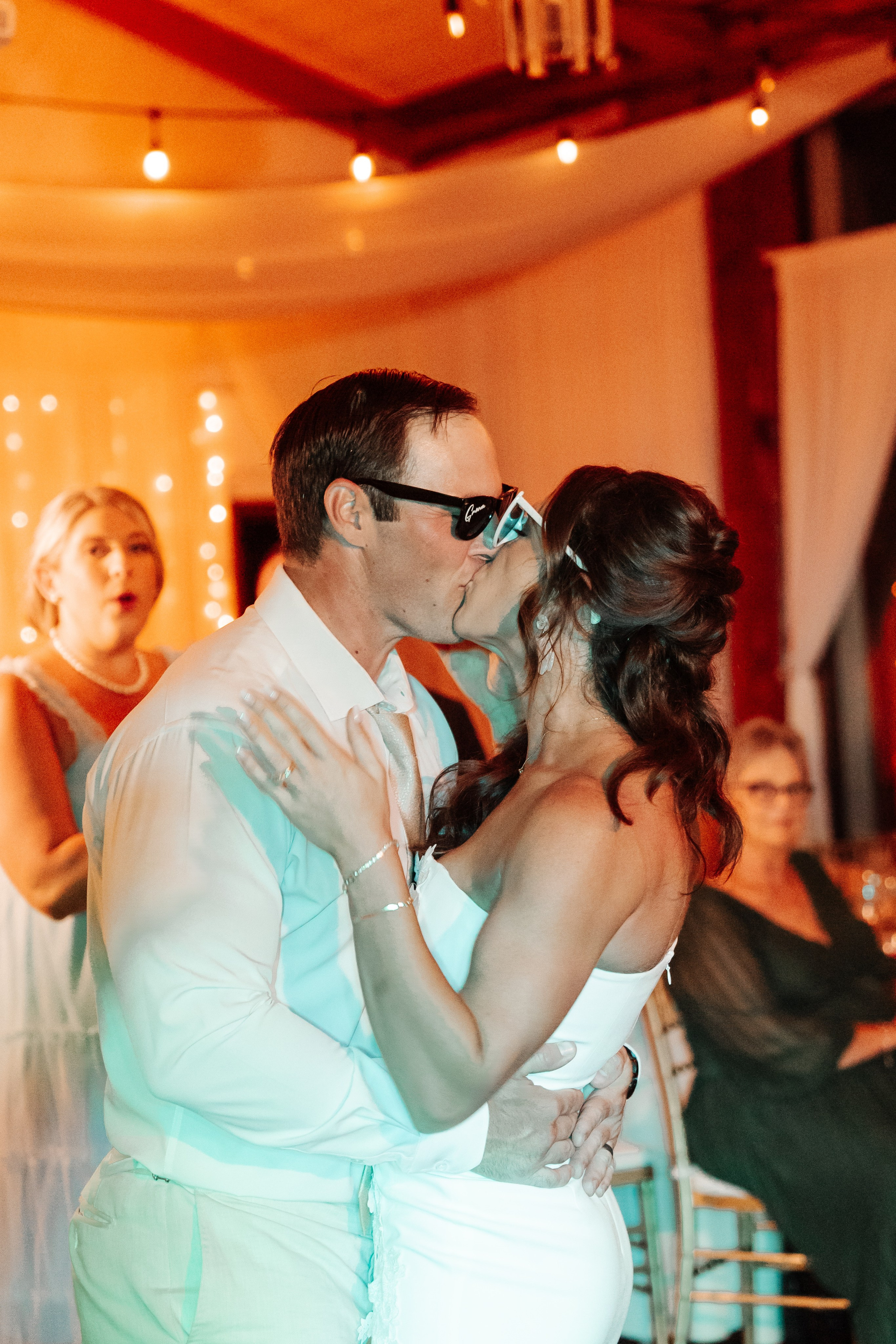 2025-08-16_BryanAmber. Ретушер Зенькевич Света