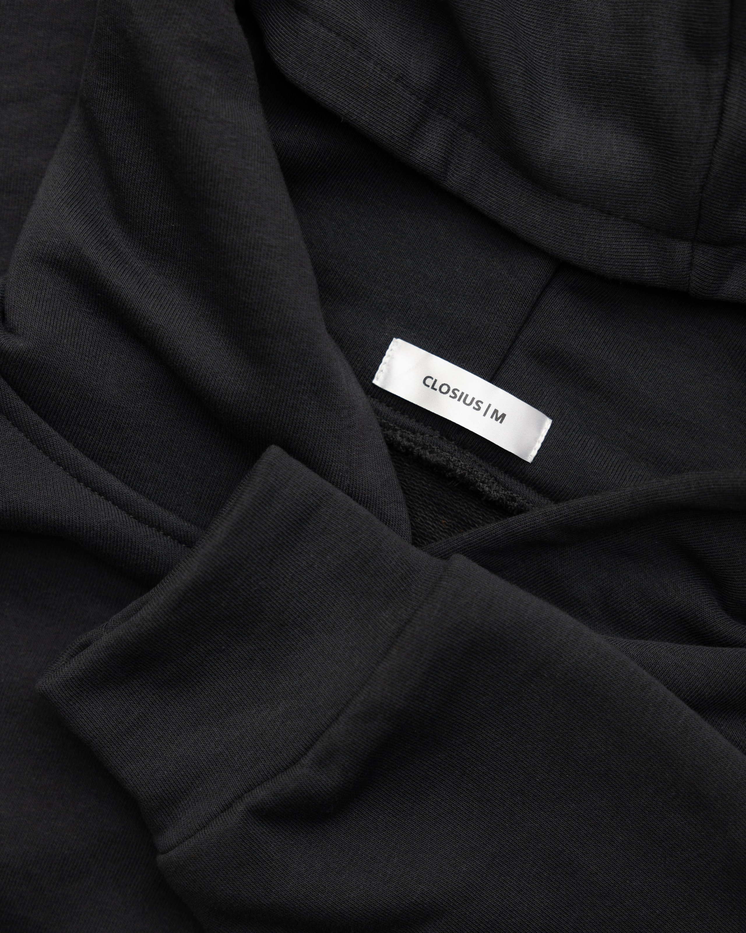 WB: Closius | Худи и зипки. Главная