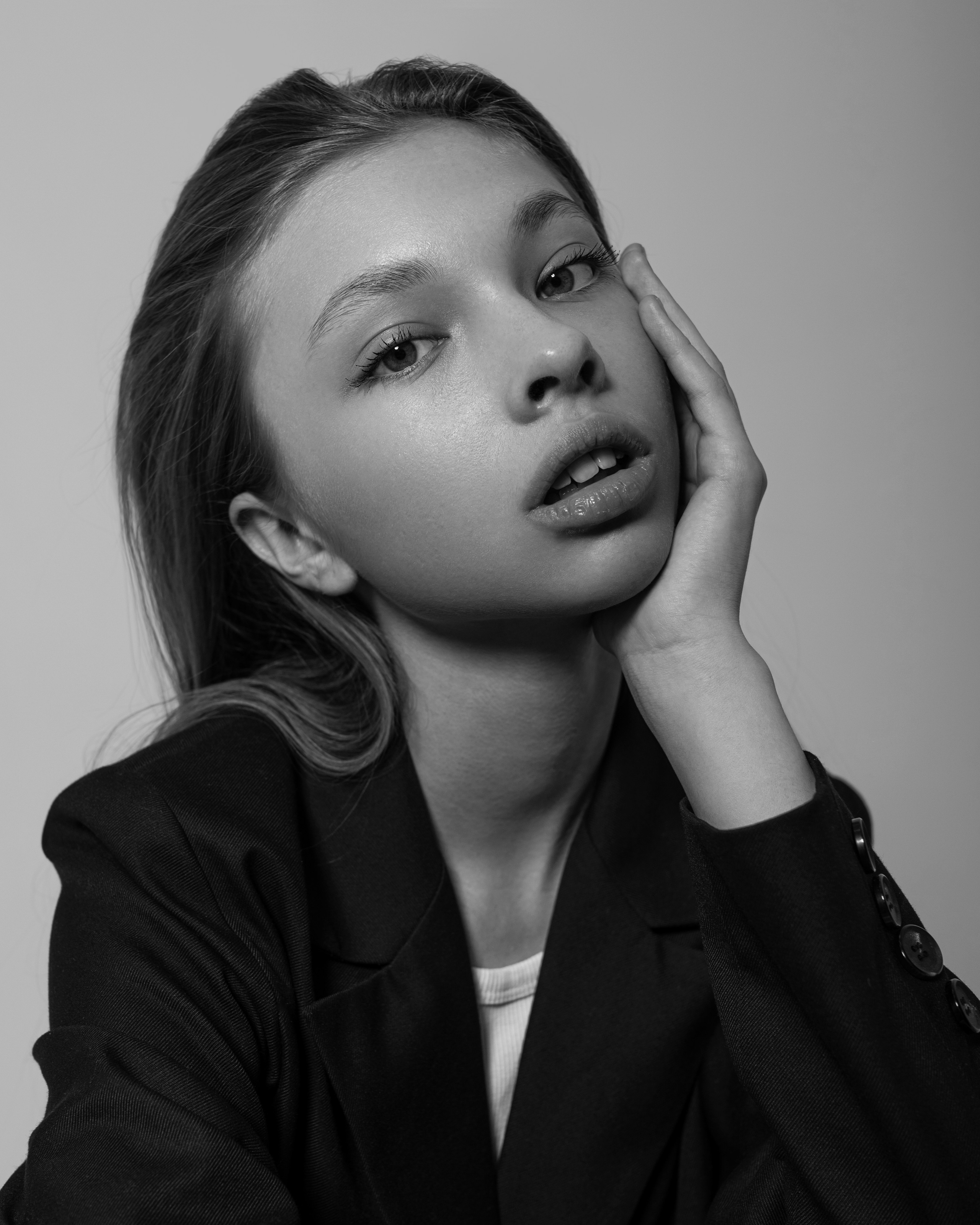 Модельное портфолио. Фотограф Москва Виктория Вишневская актерское / модельное портфолио