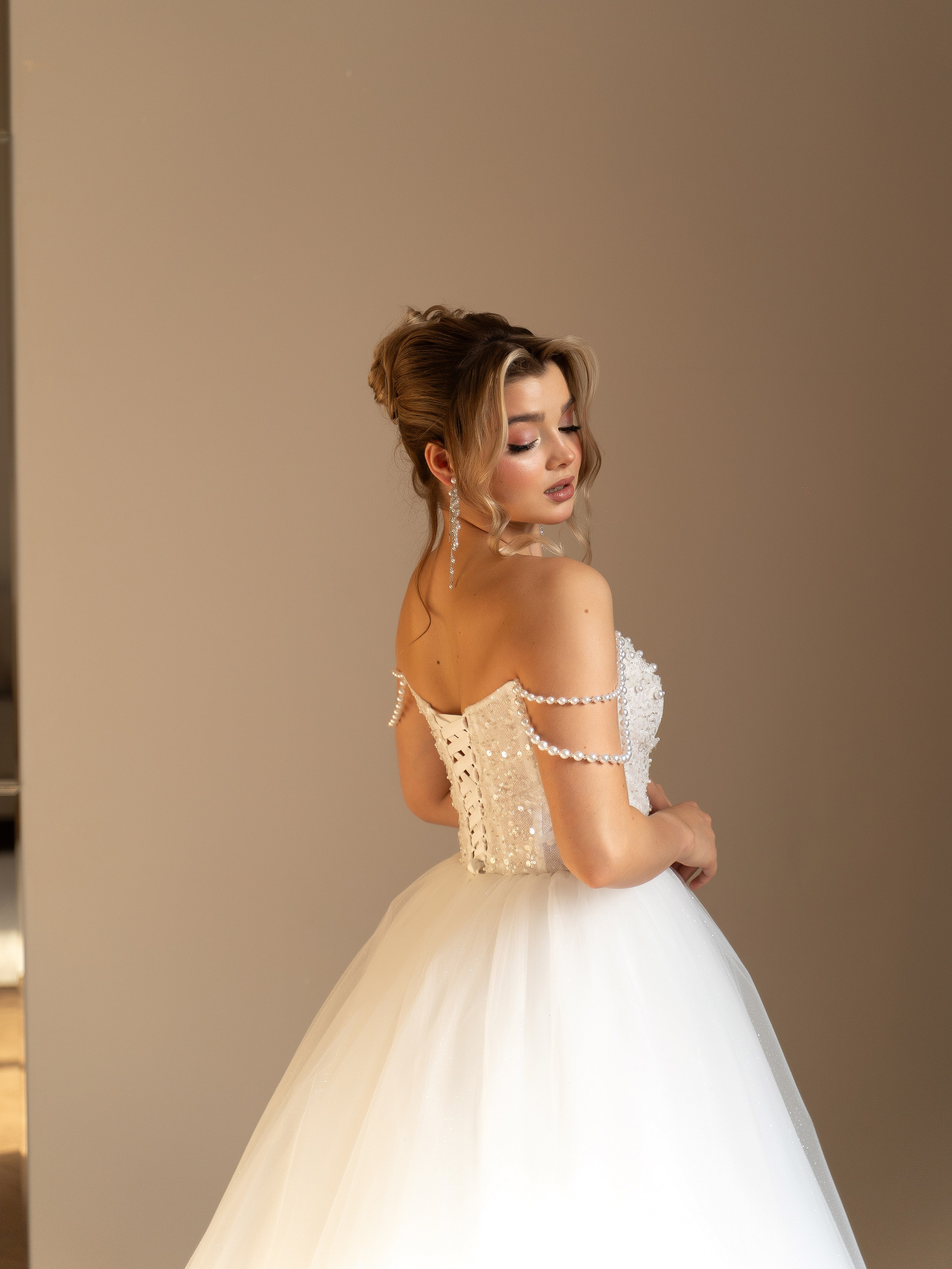 Каталог свадебных платьев. Иван Упоров — фотограф, рилсмейкер чебоксары