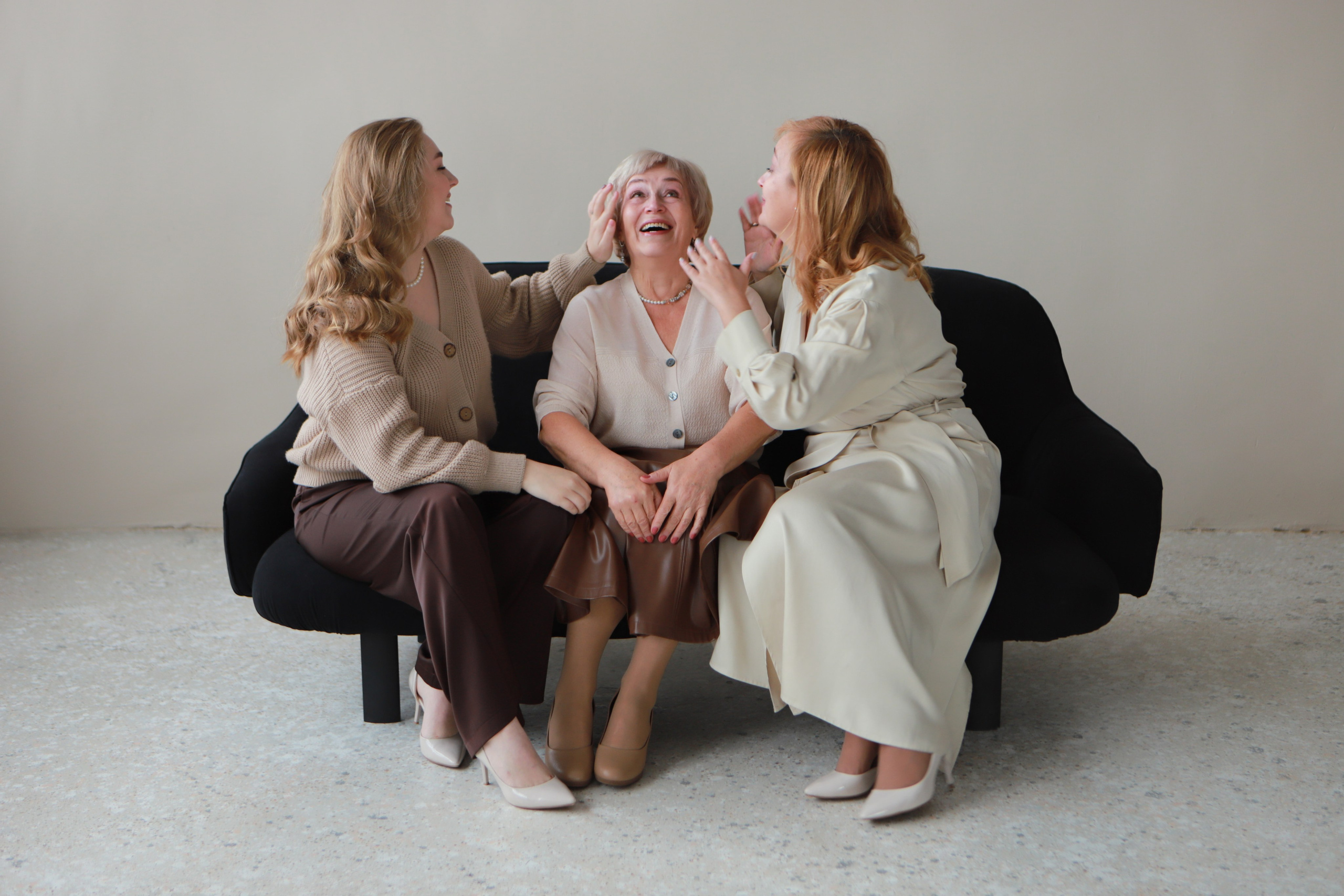 Семейная фотосессия - Трогательная съемка трех поколений. Семейный и женский фотограф Кемерово Мария Степ