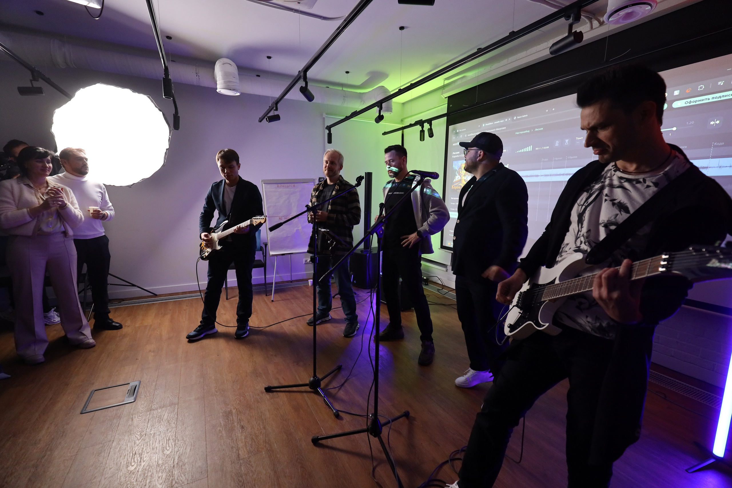 МастерМайнд 1.2. Съемка в студии под ваш запрос, студийные съемки, фотографии архитектурных объектов — Александр Евстигнеев — фотограф Москва